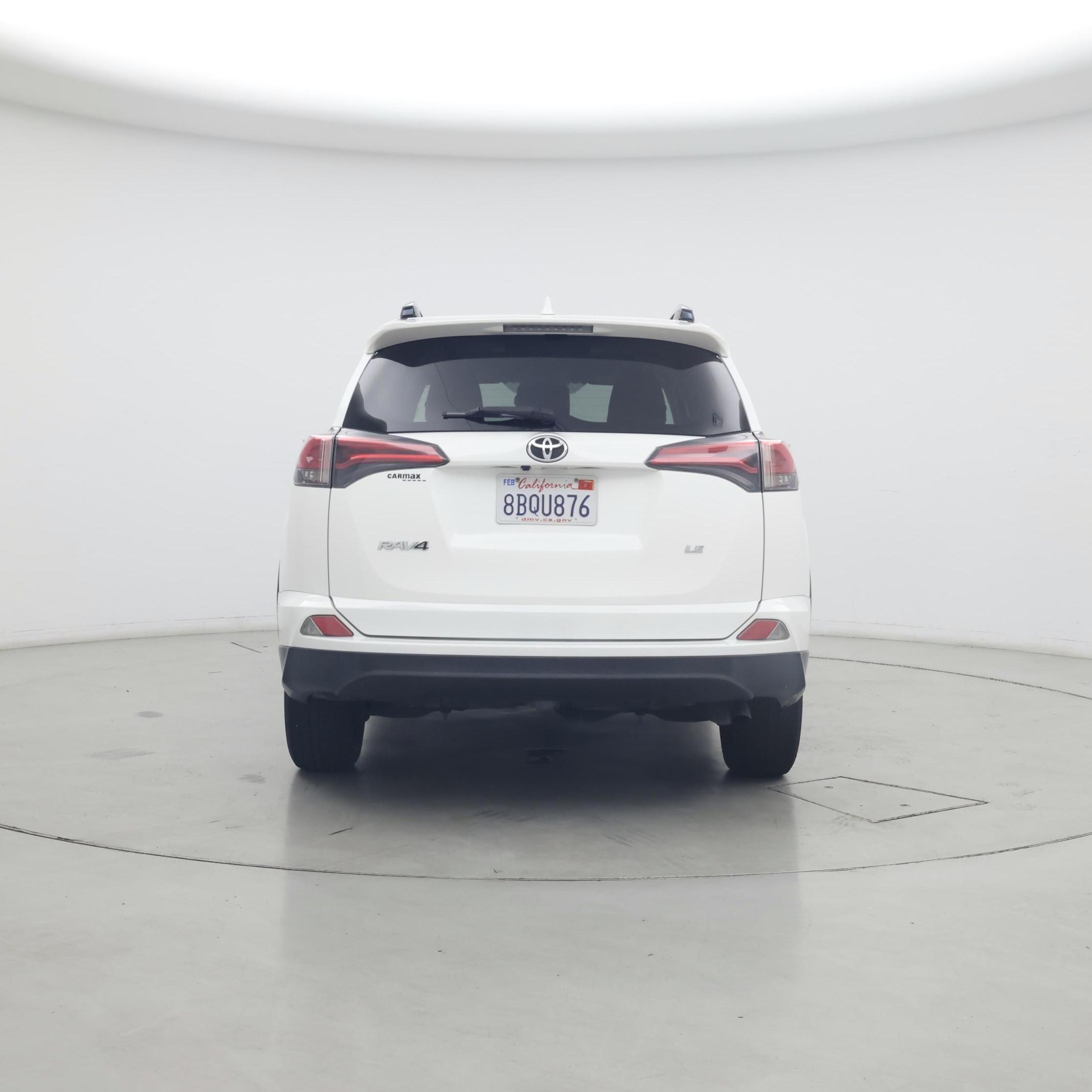 Thumbnail: 2018 Toyota RAV4 - 6