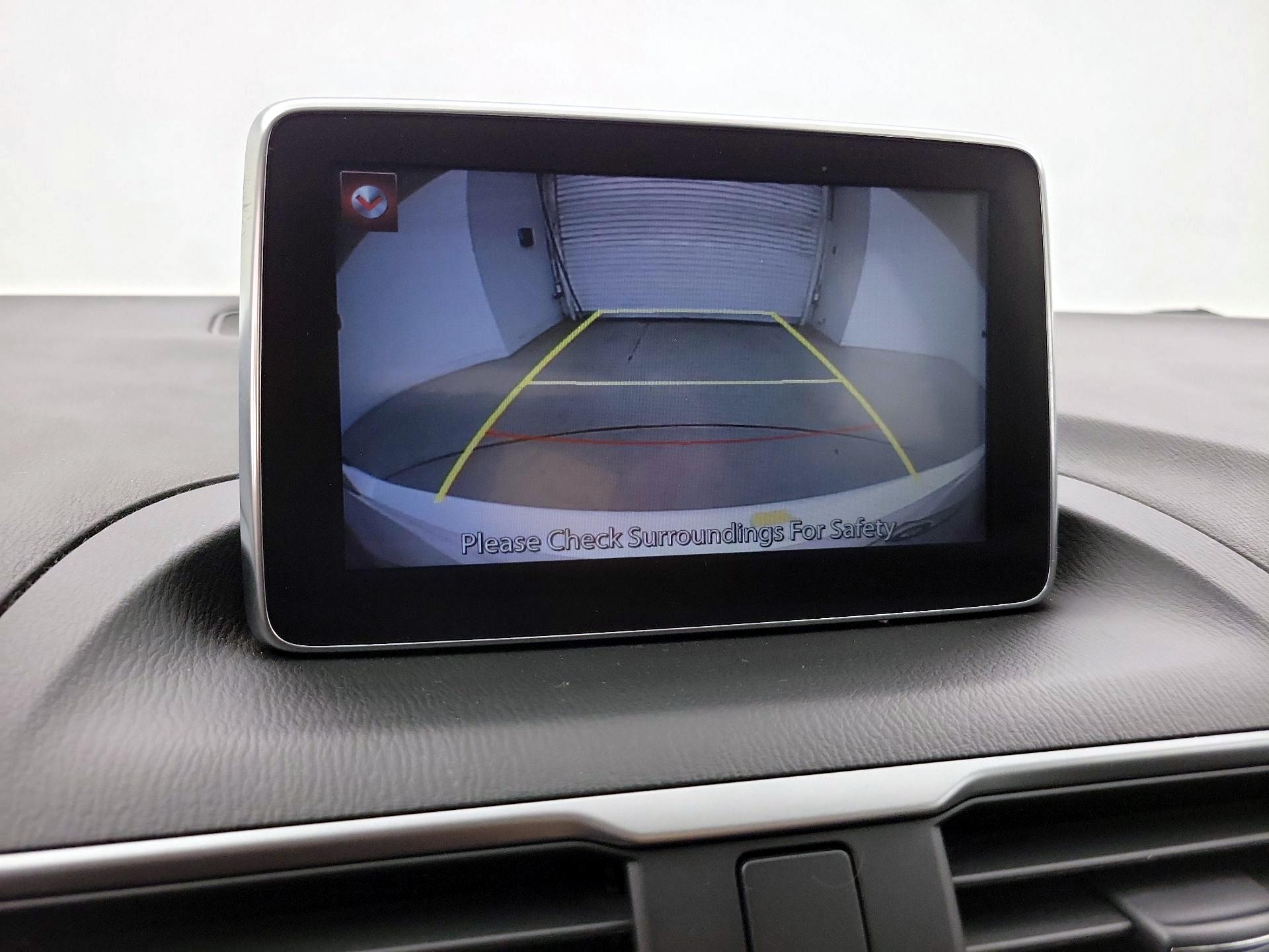 Thumbnail: 2015 Mazda Mazda3 - 14