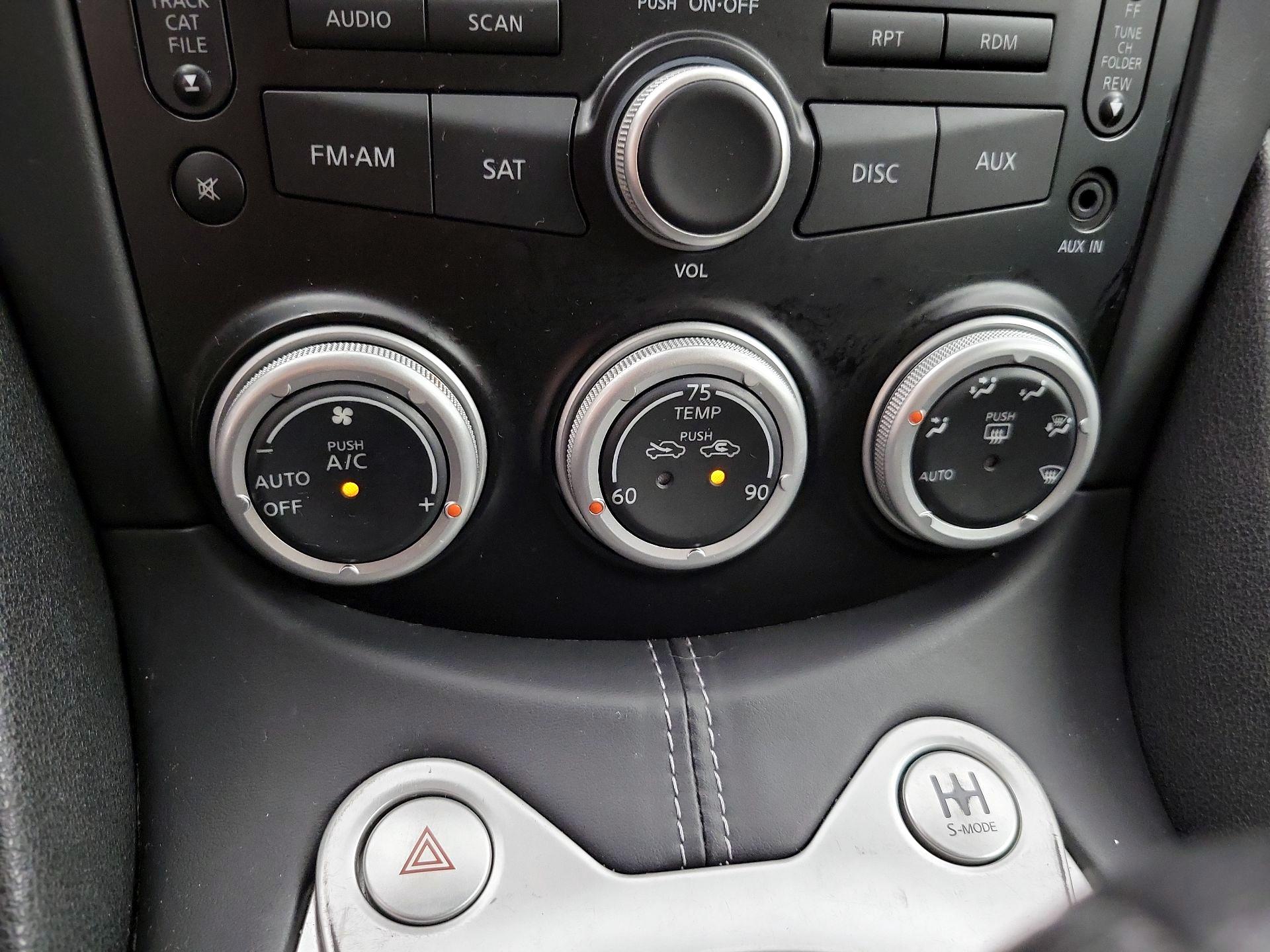 Thumbnail: 2013 Nissan Z - 14
