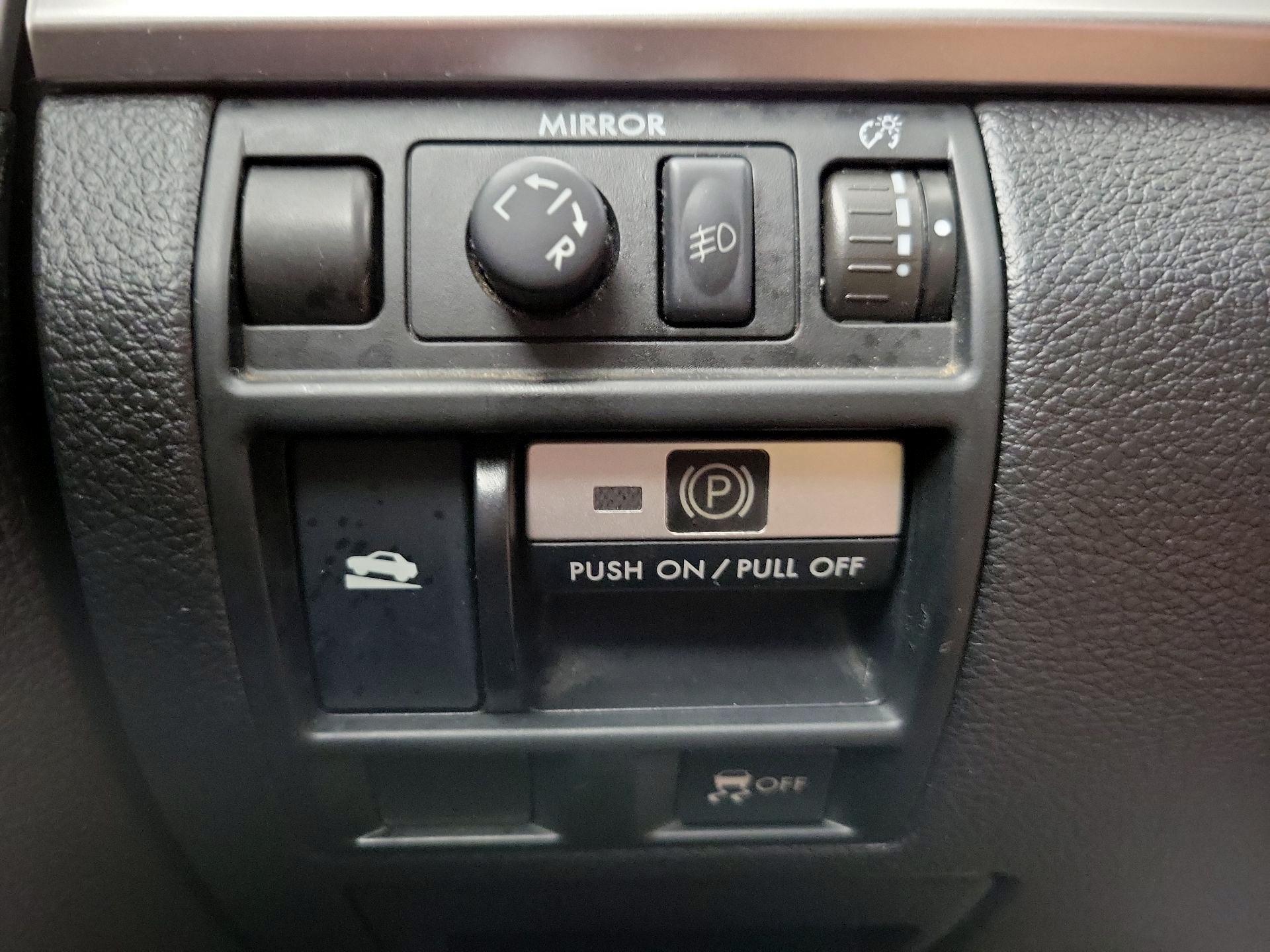 Thumbnail: 2013 Subaru Outback - 13