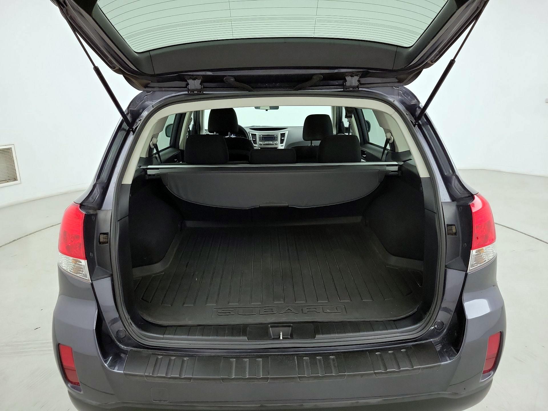 Thumbnail: 2013 Subaru Outback - 19