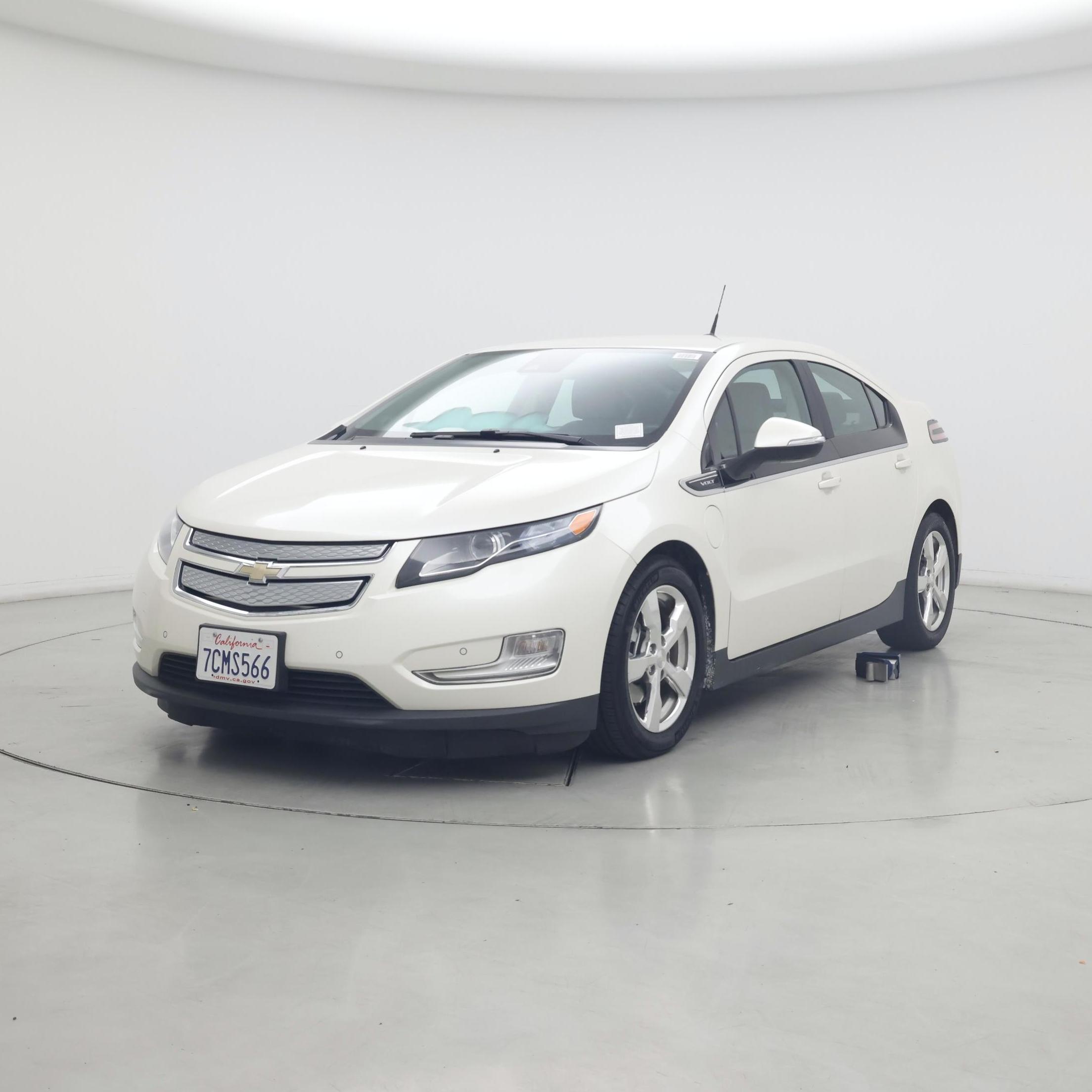 Thumbnail: 2014 Chevrolet Volt - 4