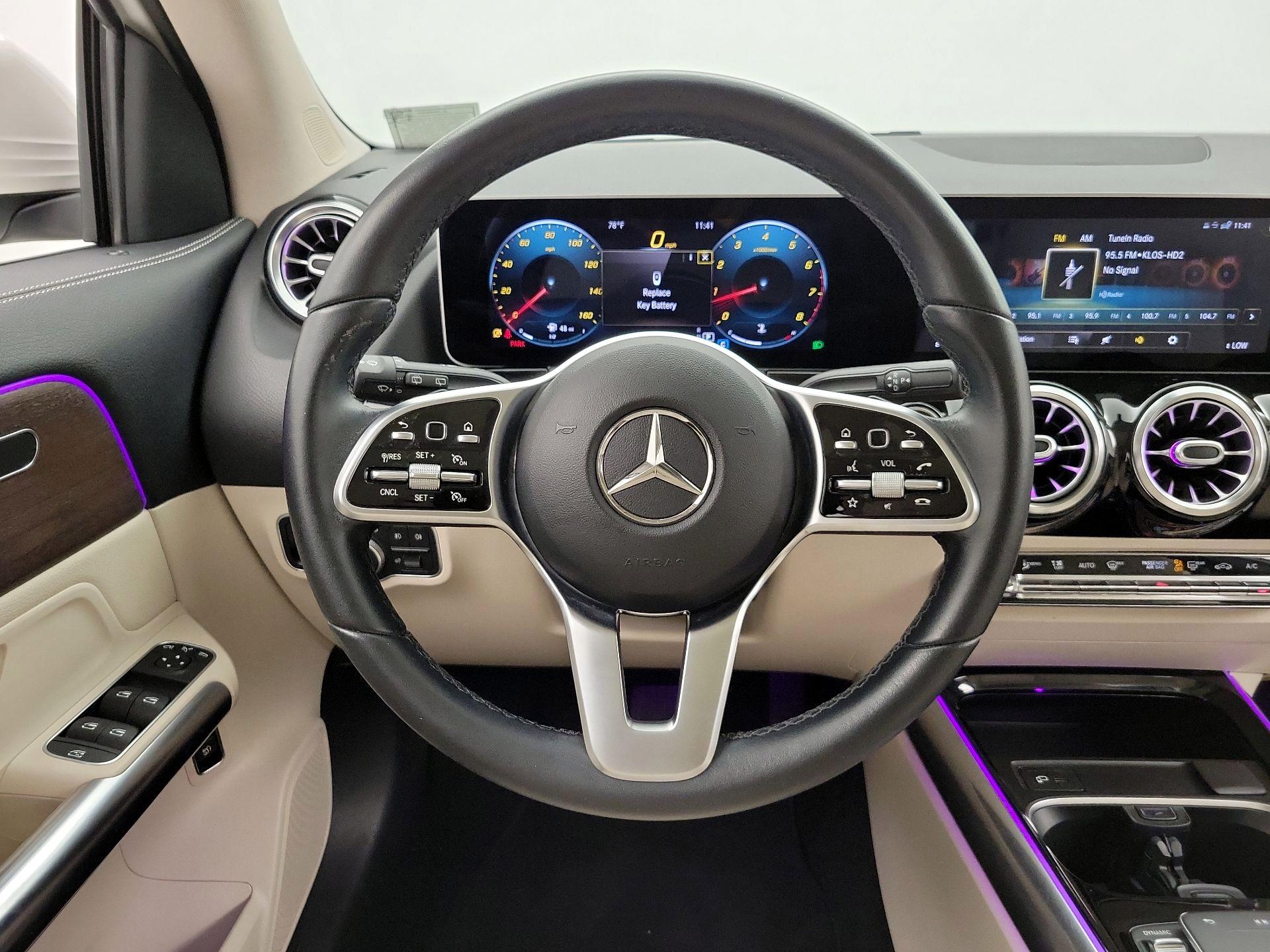 Thumbnail: 2021 Mercedes-Benz GLA - 10