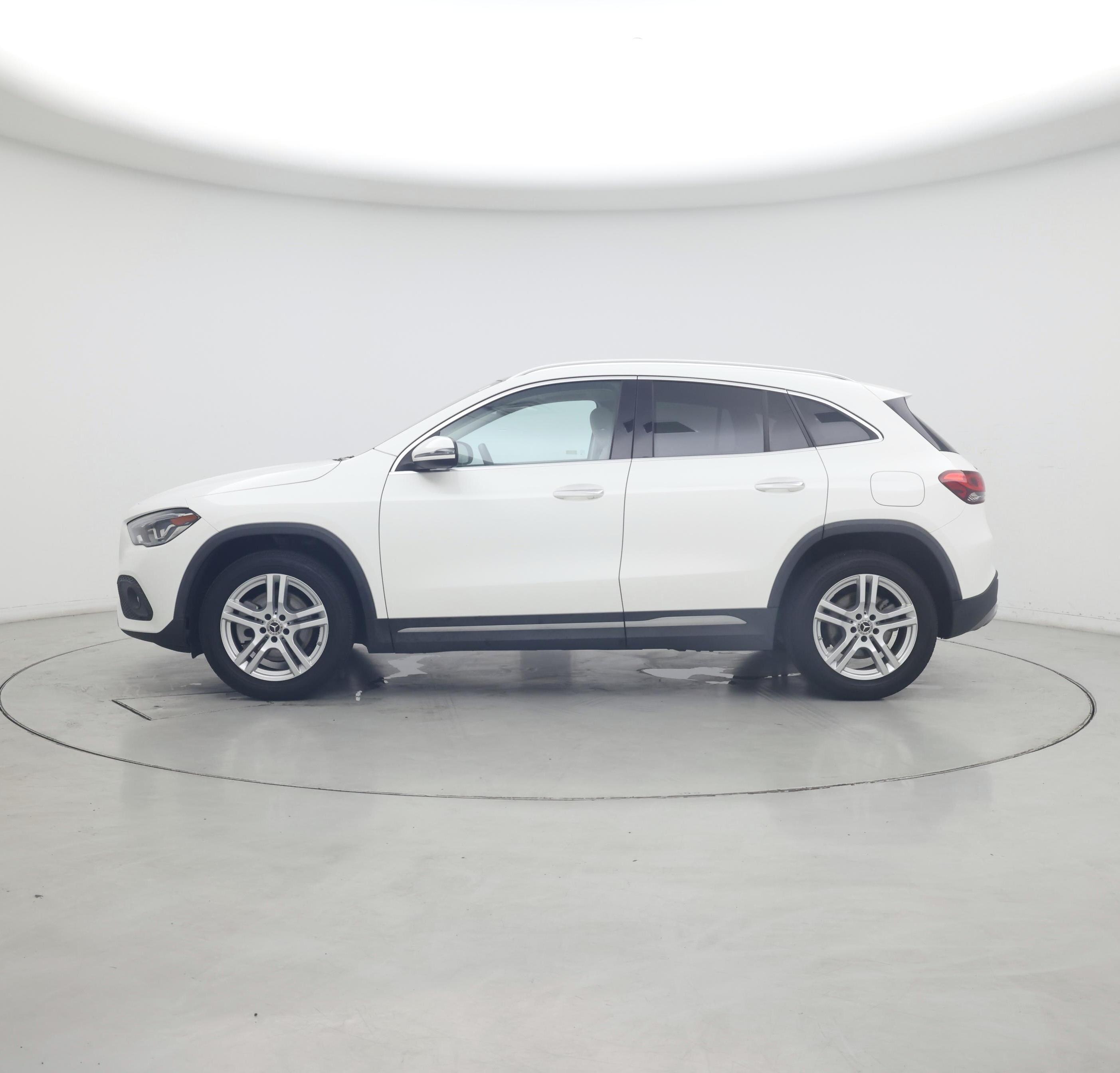 Thumbnail: 2021 Mercedes-Benz GLA - 3