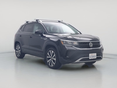 Black 2022 Volkswagen Taos SE