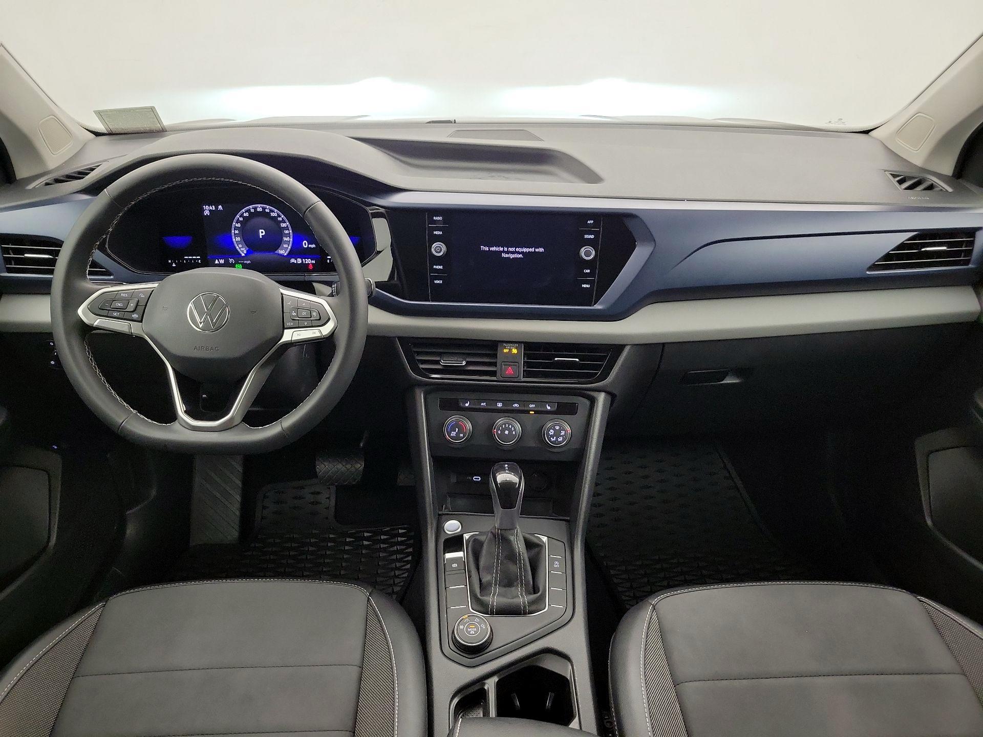 Thumbnail: 2022 Volkswagen Taos - 9
