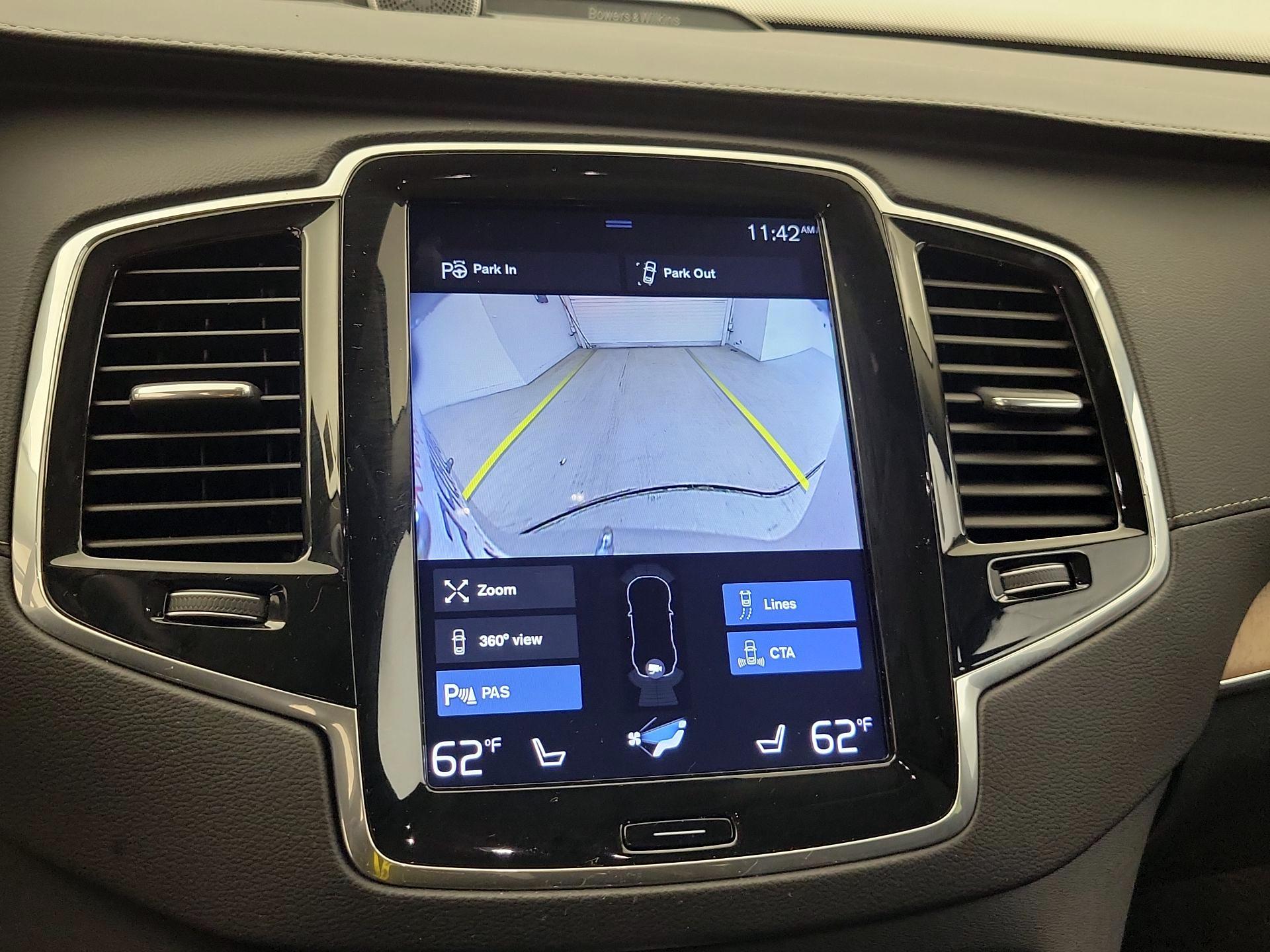Thumbnail: 2019 Volvo XC90 - 15