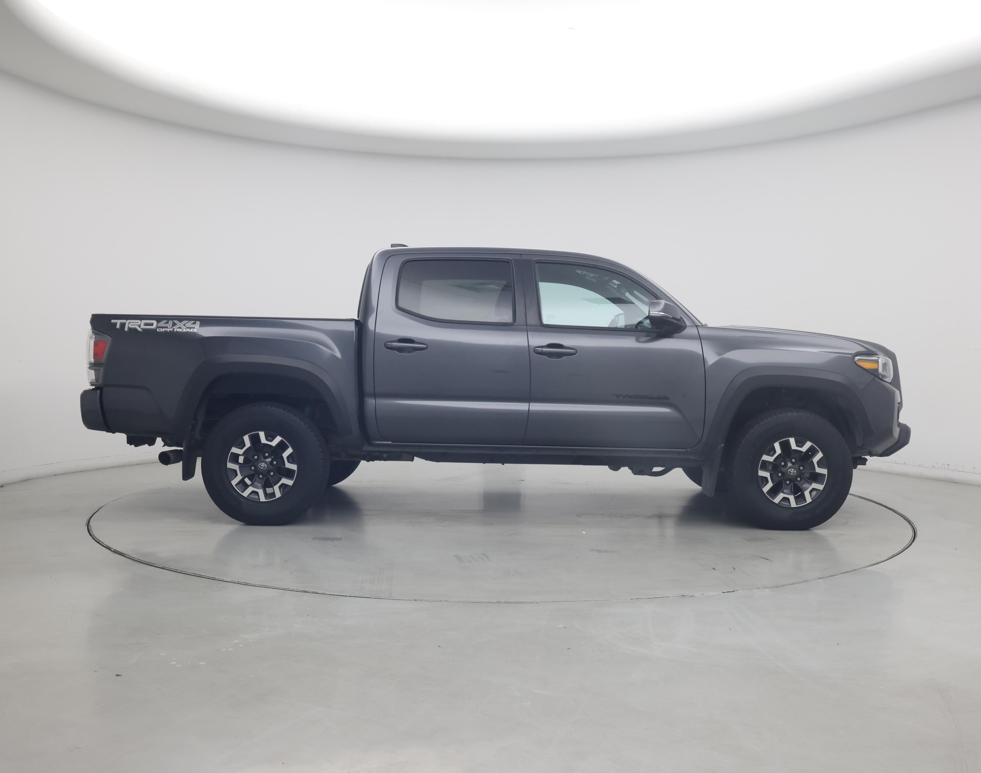 Thumbnail: 2022 Toyota Tacoma - 7
