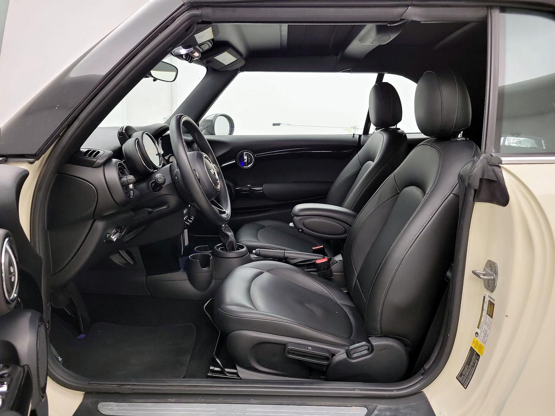 Thumbnail: 2019 MINI Cooper - 11
