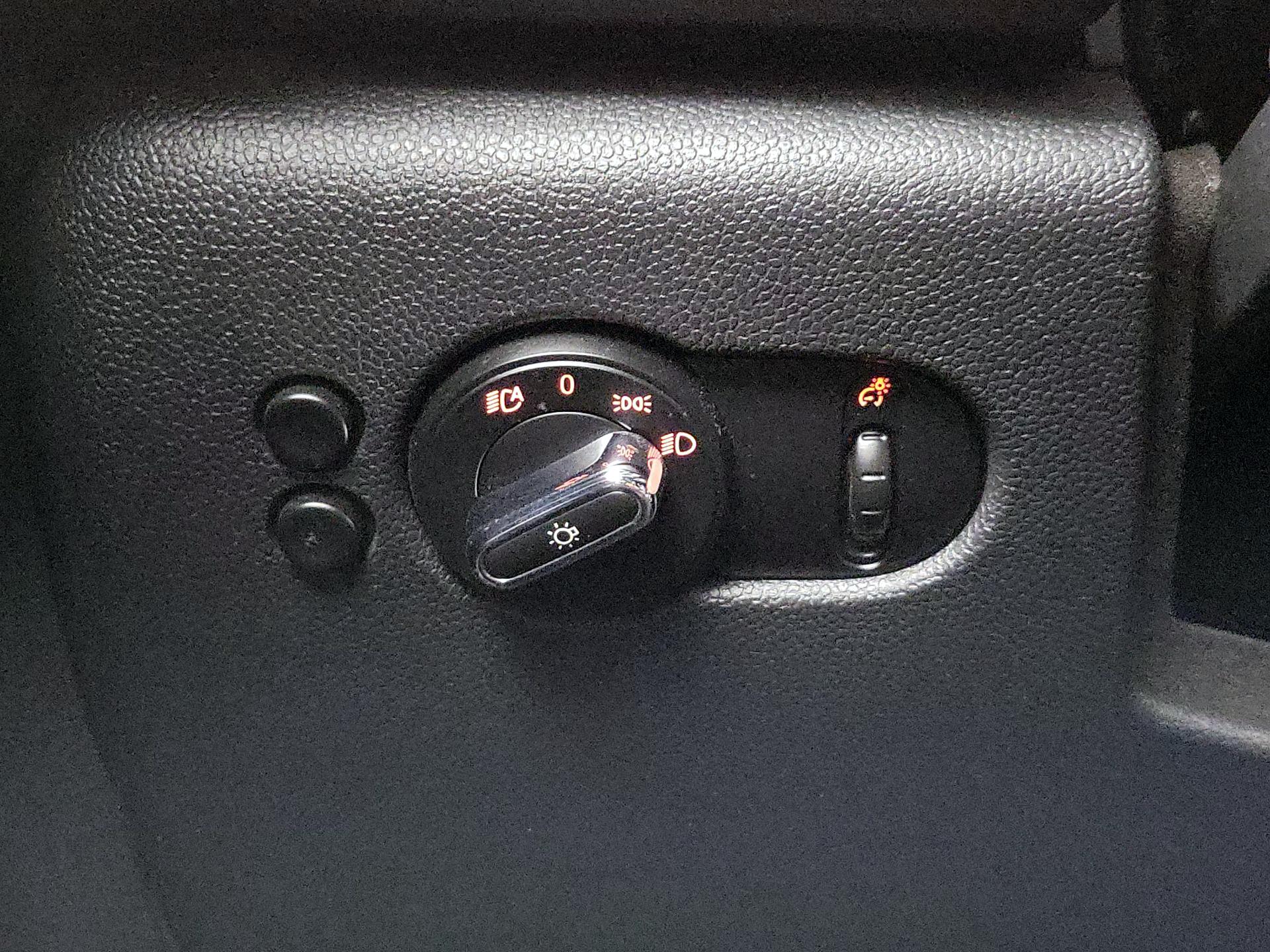 Thumbnail: 2019 MINI Cooper - 13