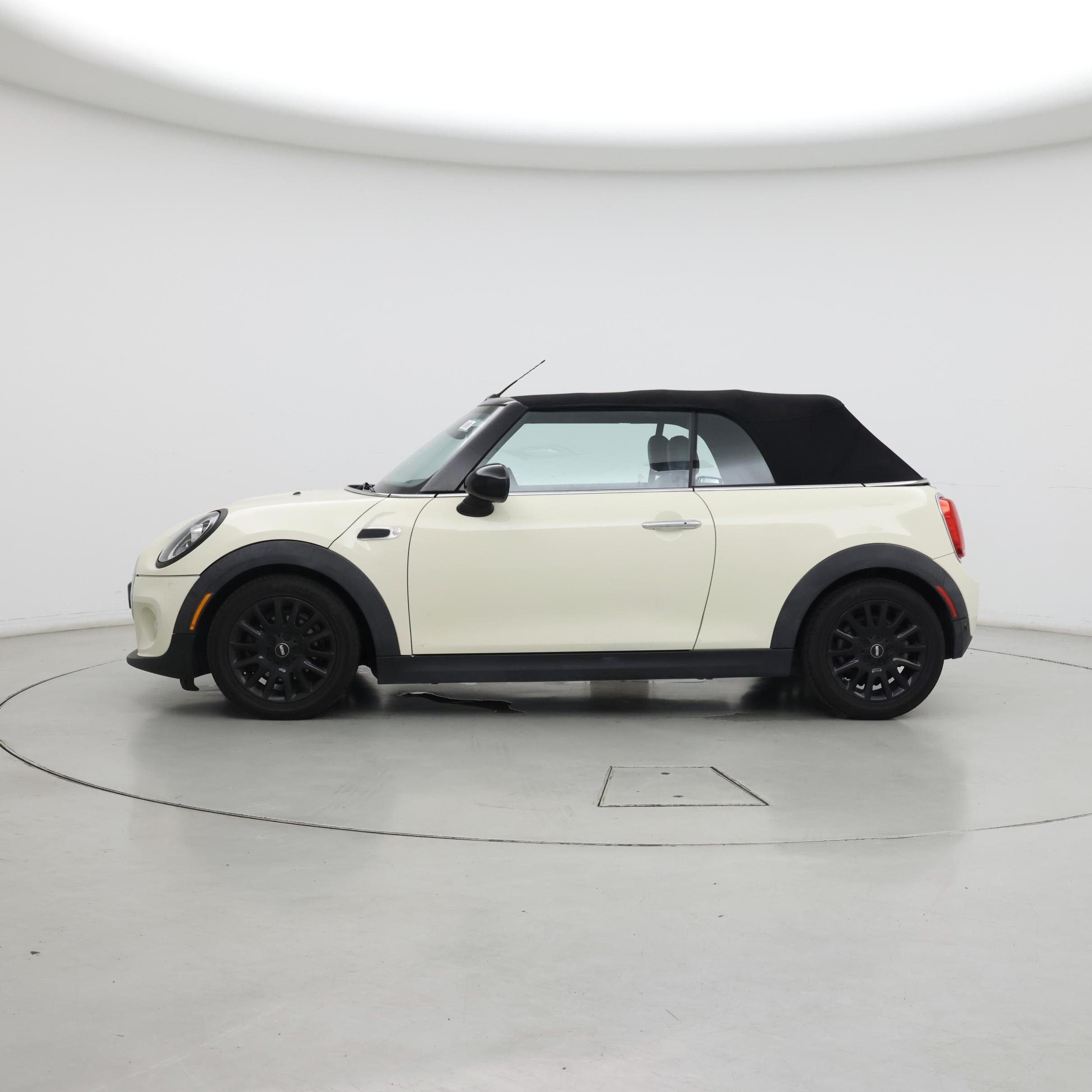 Thumbnail: 2019 MINI Cooper - 3