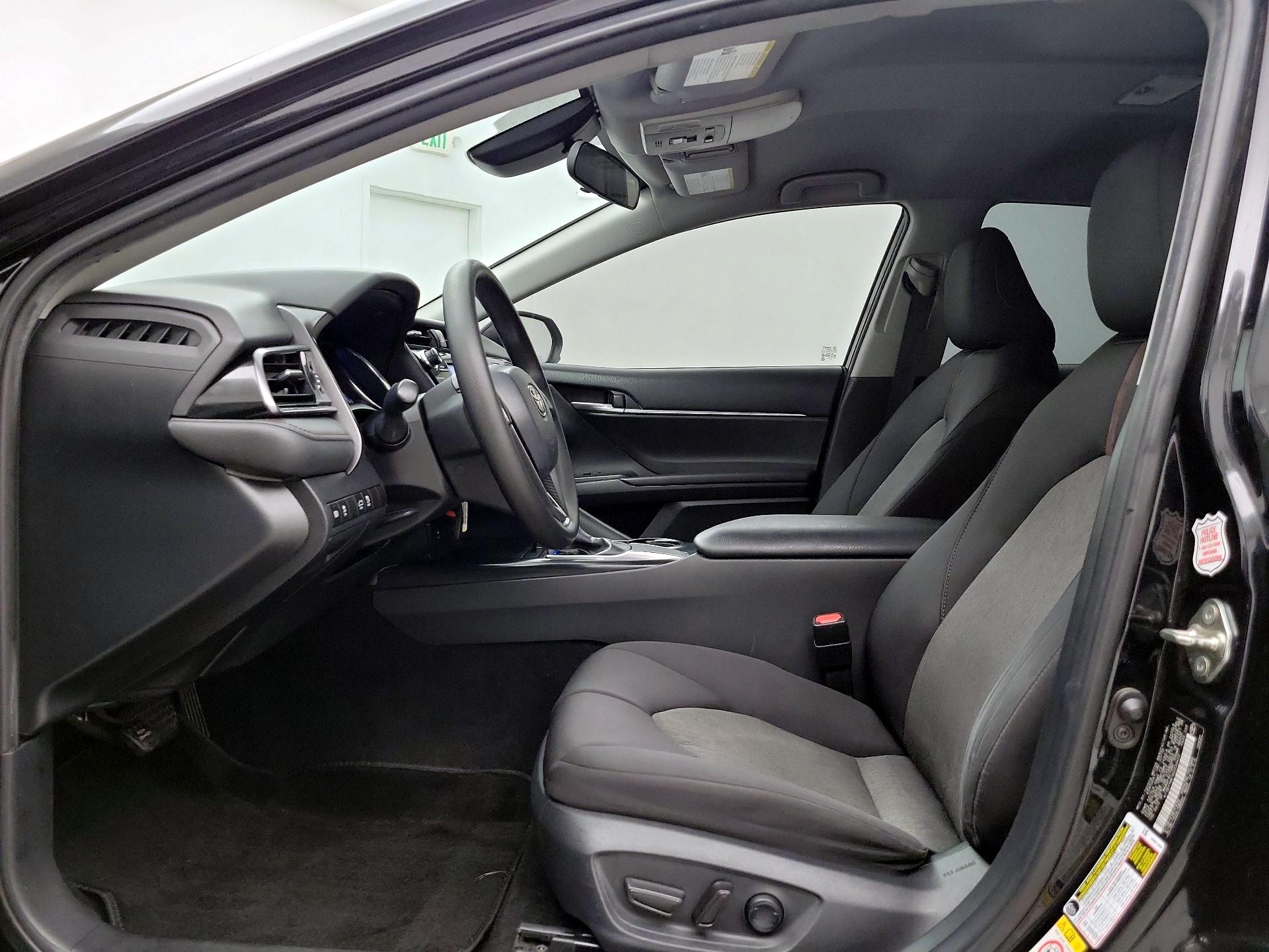 Thumbnail: 2019 Toyota Camry - 11
