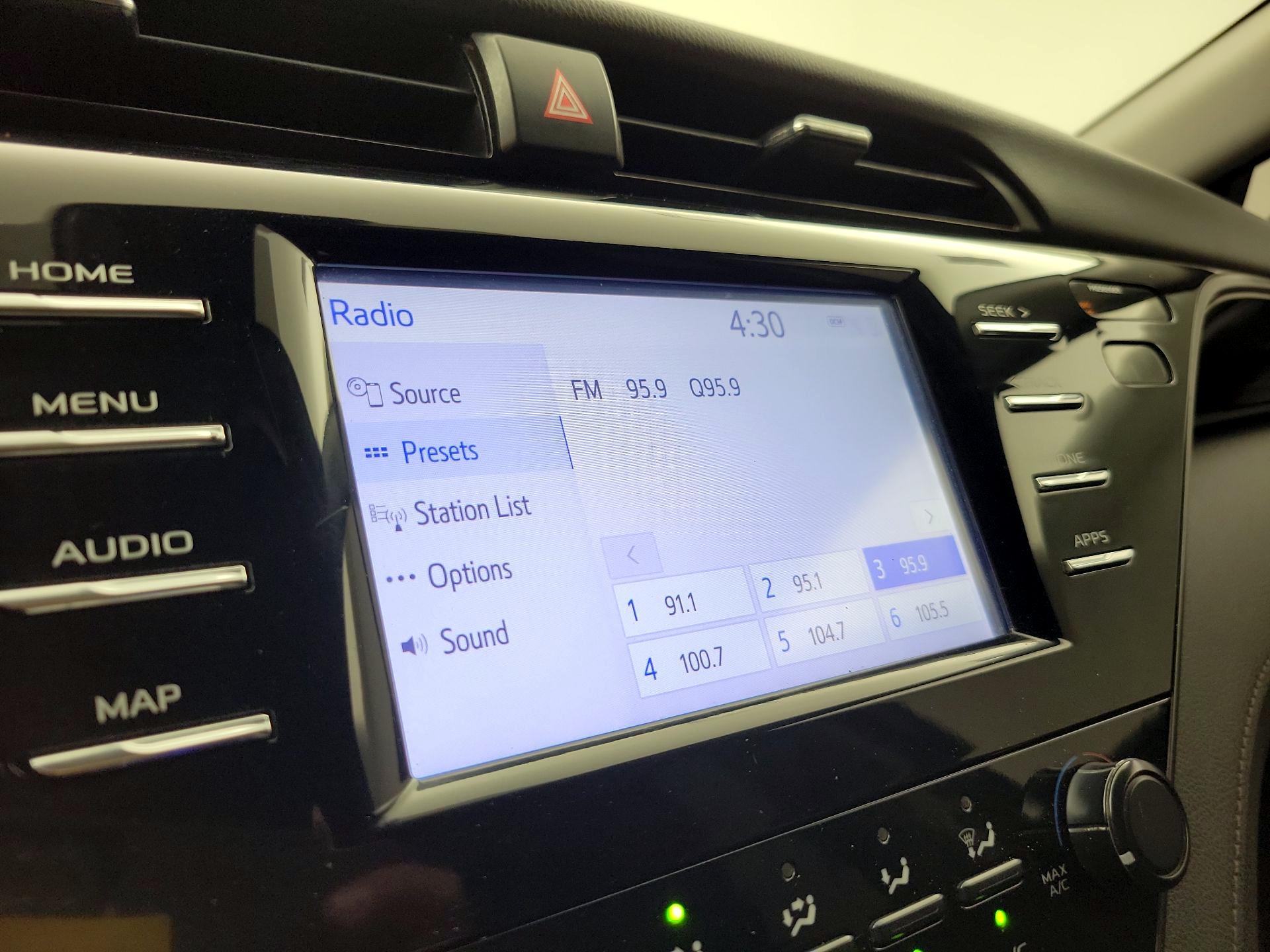 Thumbnail: 2019 Toyota Camry - 15