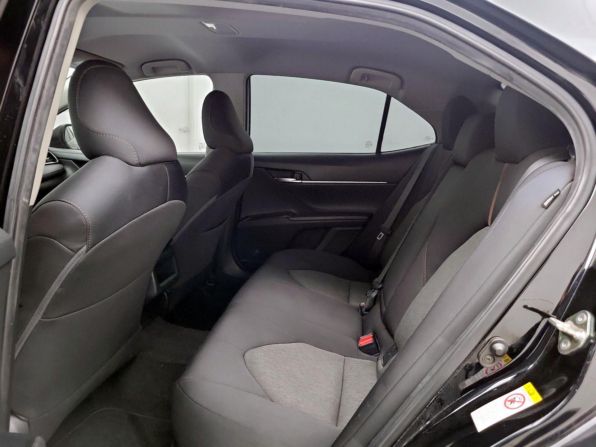 Thumbnail: 2019 Toyota Camry - 19