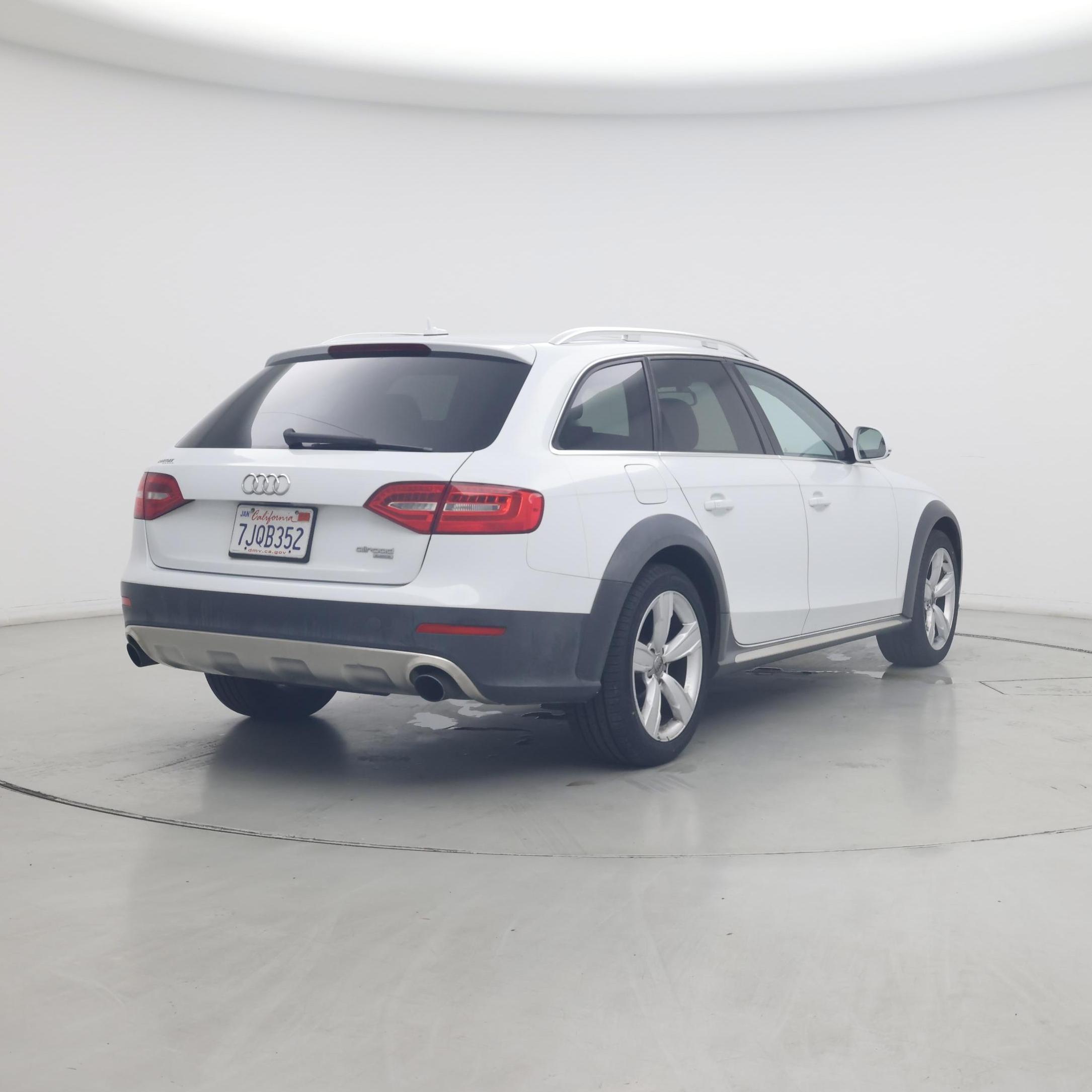 Thumbnail: 2015 Audi Allroad - 8