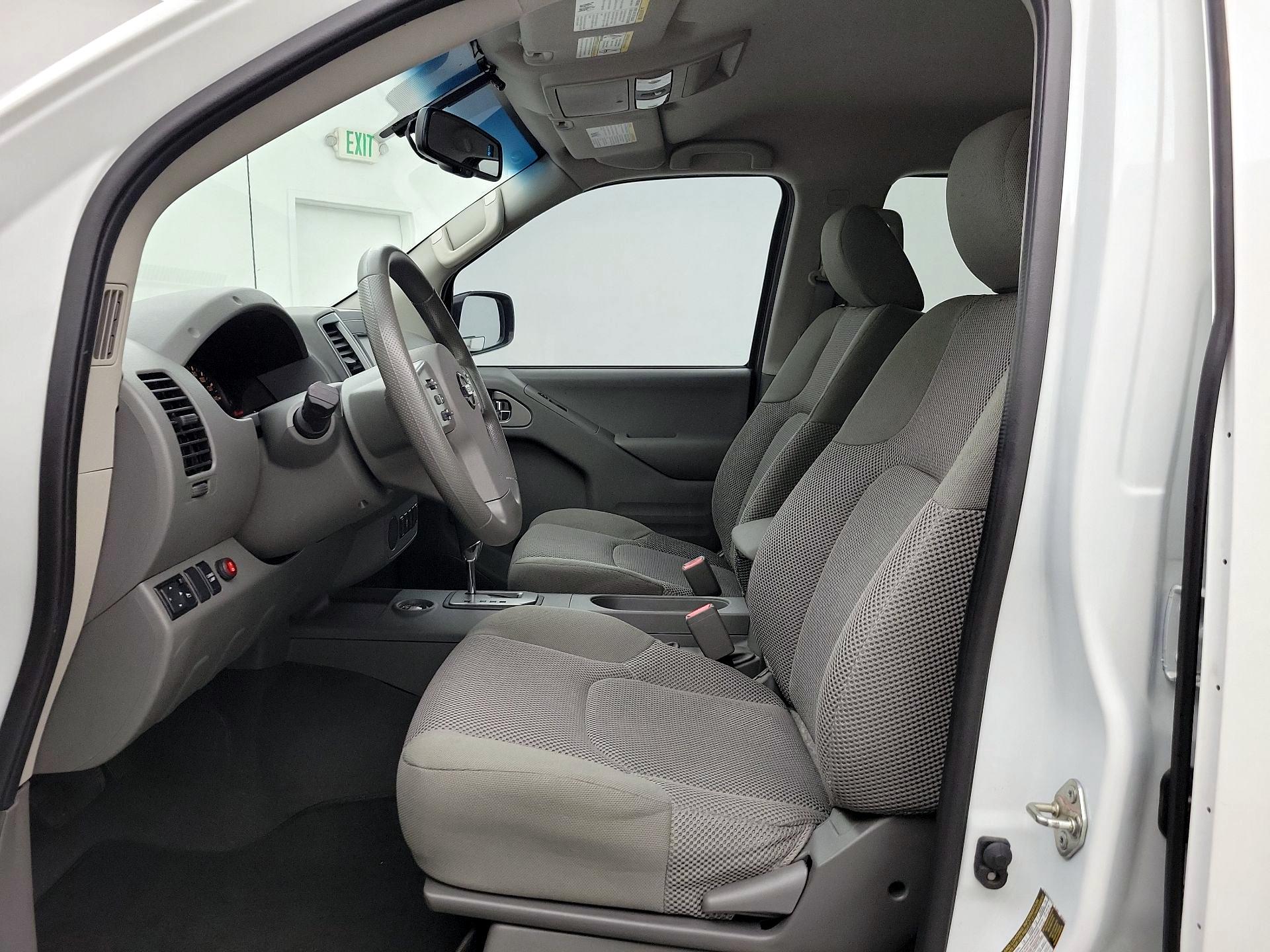 Thumbnail: 2020 Nissan Frontier - 11