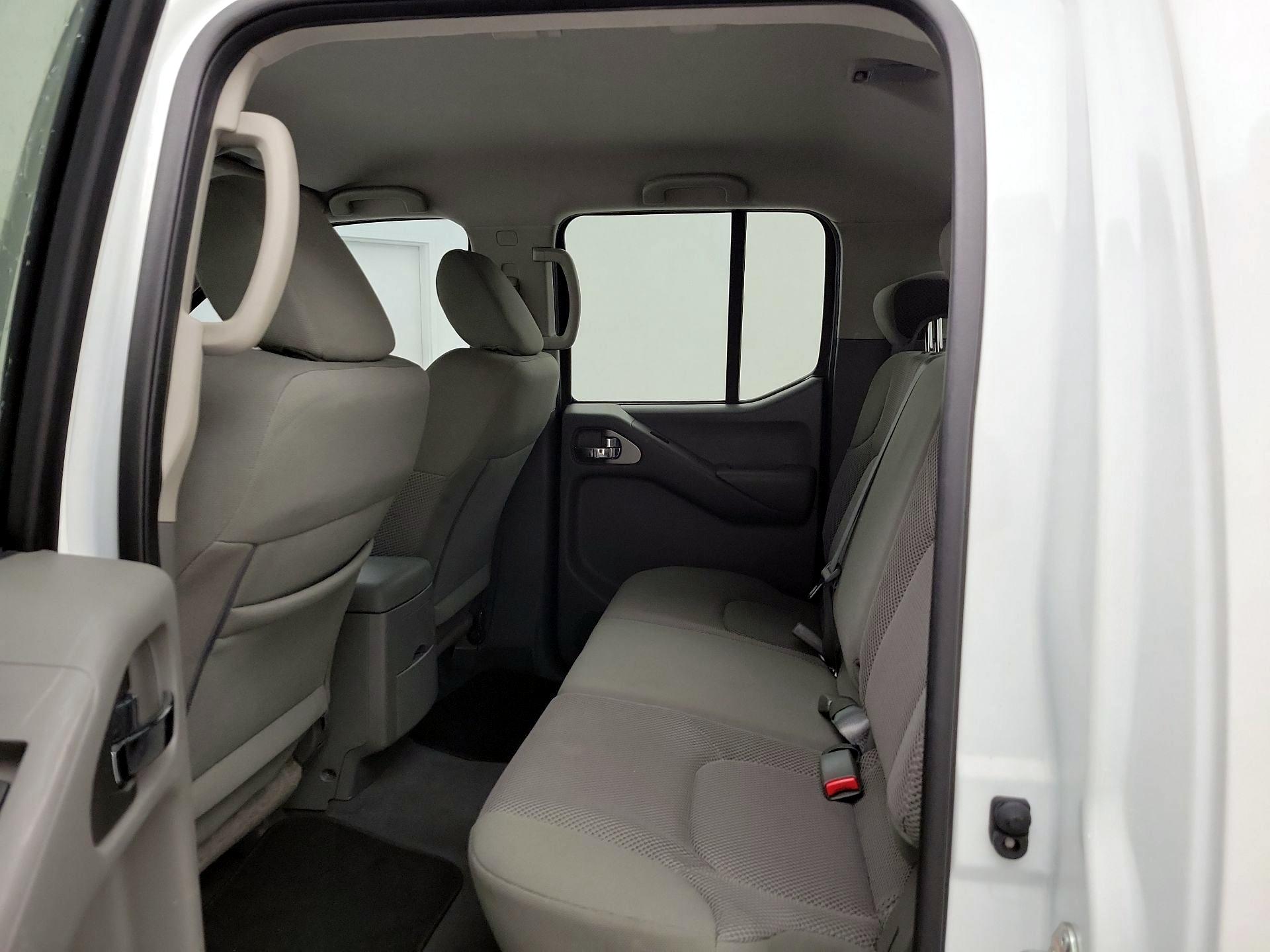 Thumbnail: 2020 Nissan Frontier - 19