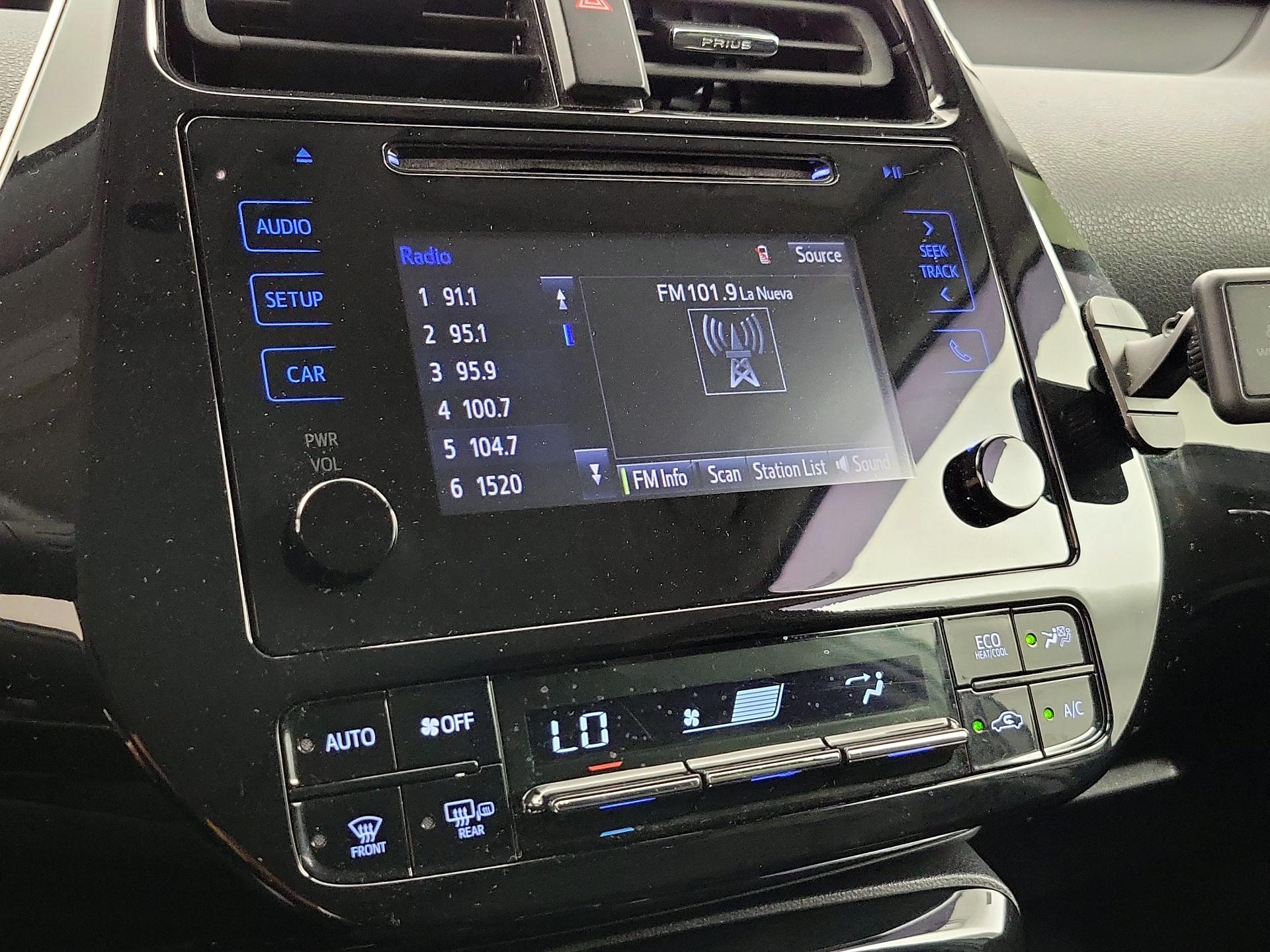 Thumbnail: 2019 Toyota Prius - 15