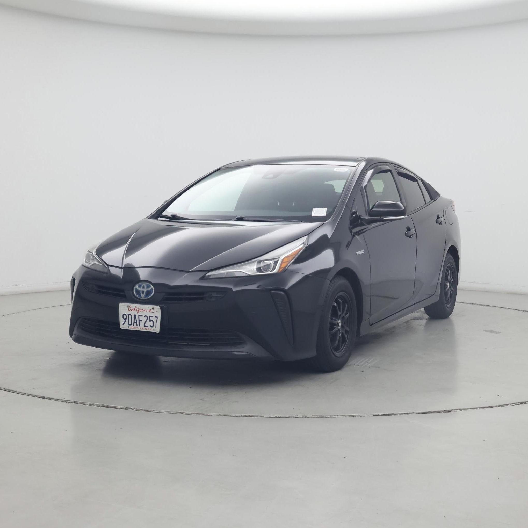 Thumbnail: 2019 Toyota Prius - 4