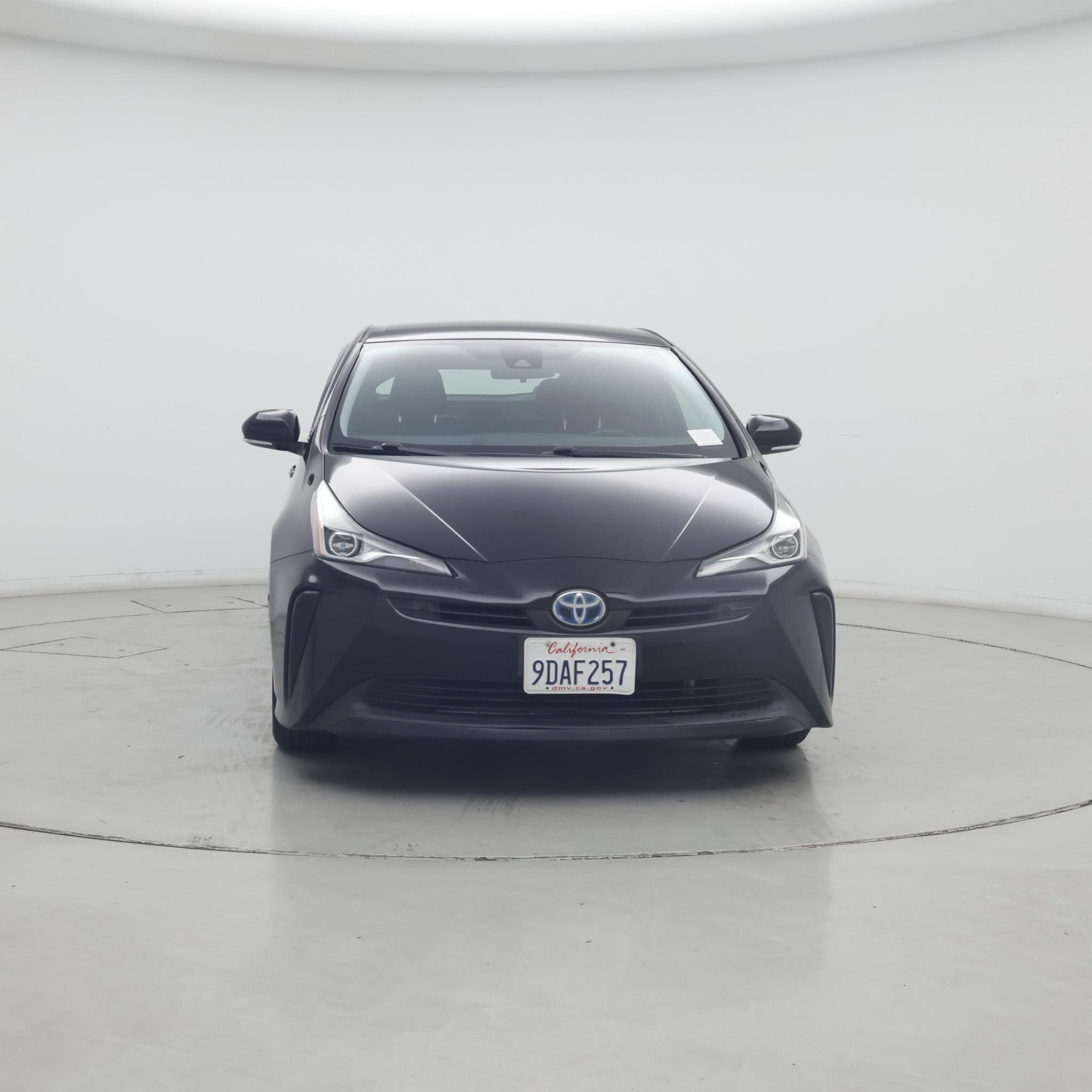 Thumbnail: 2019 Toyota Prius - 5