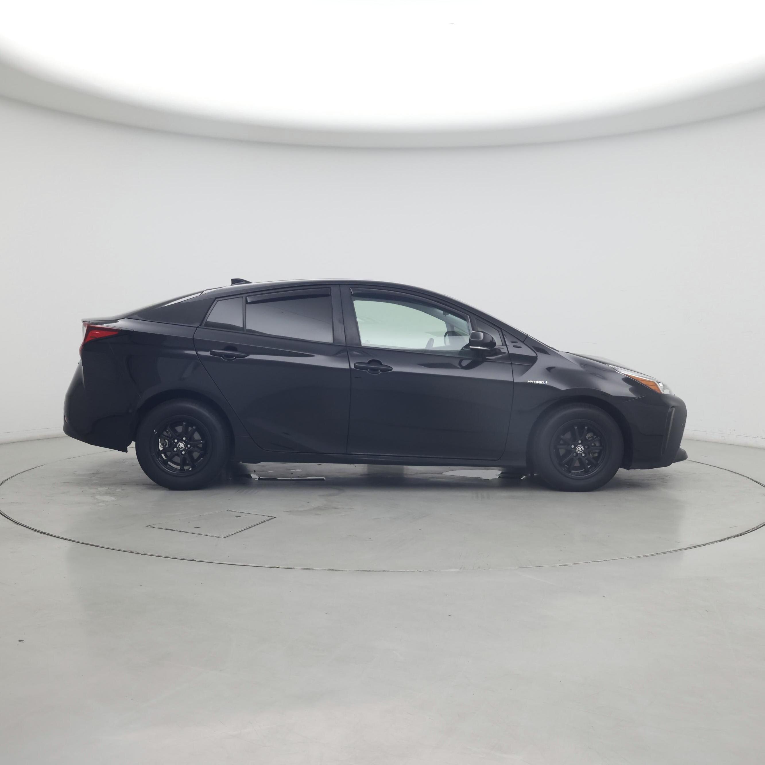 Thumbnail: 2019 Toyota Prius - 7