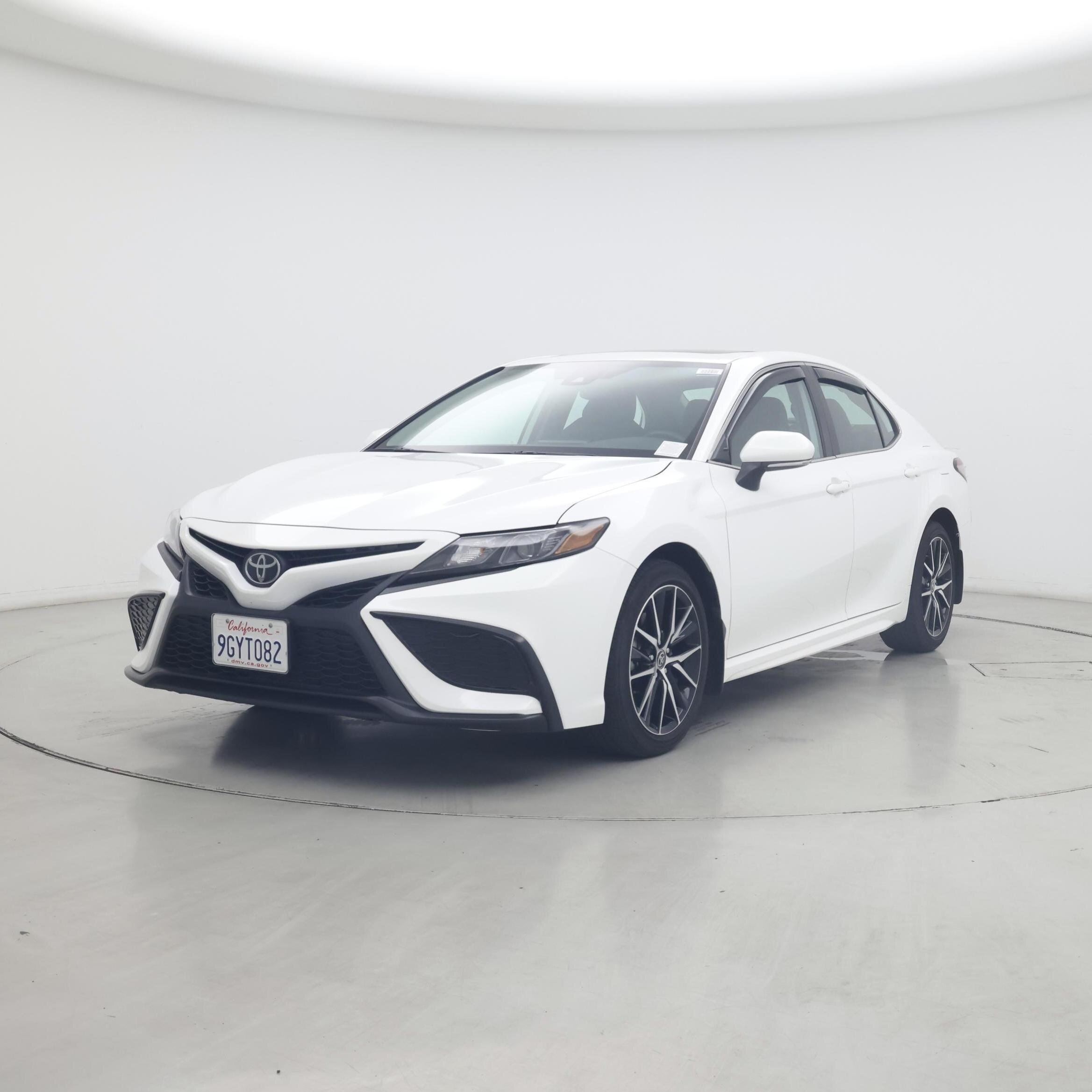 Thumbnail: 2023 Toyota Camry - 4