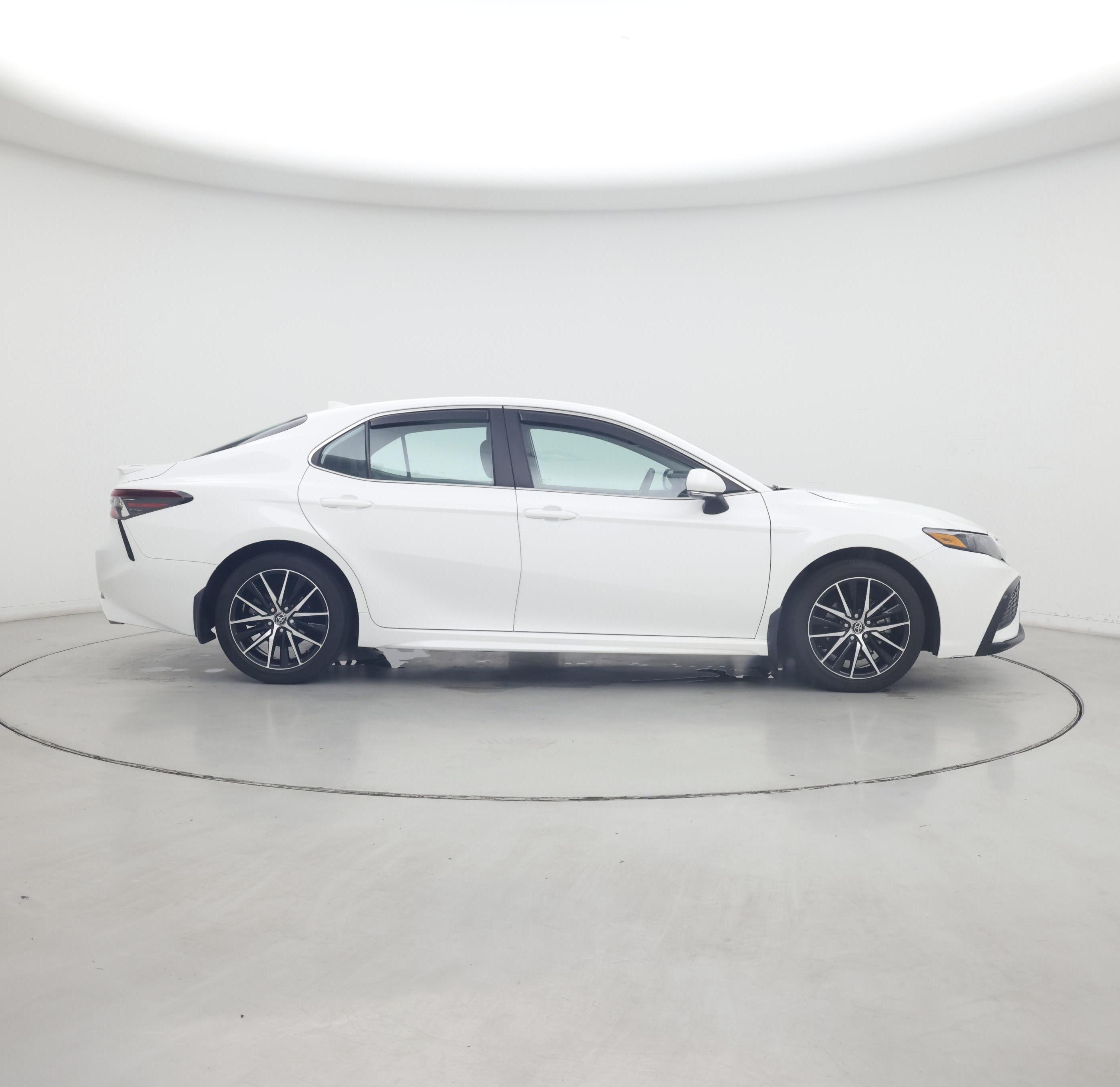 Thumbnail: 2023 Toyota Camry - 7