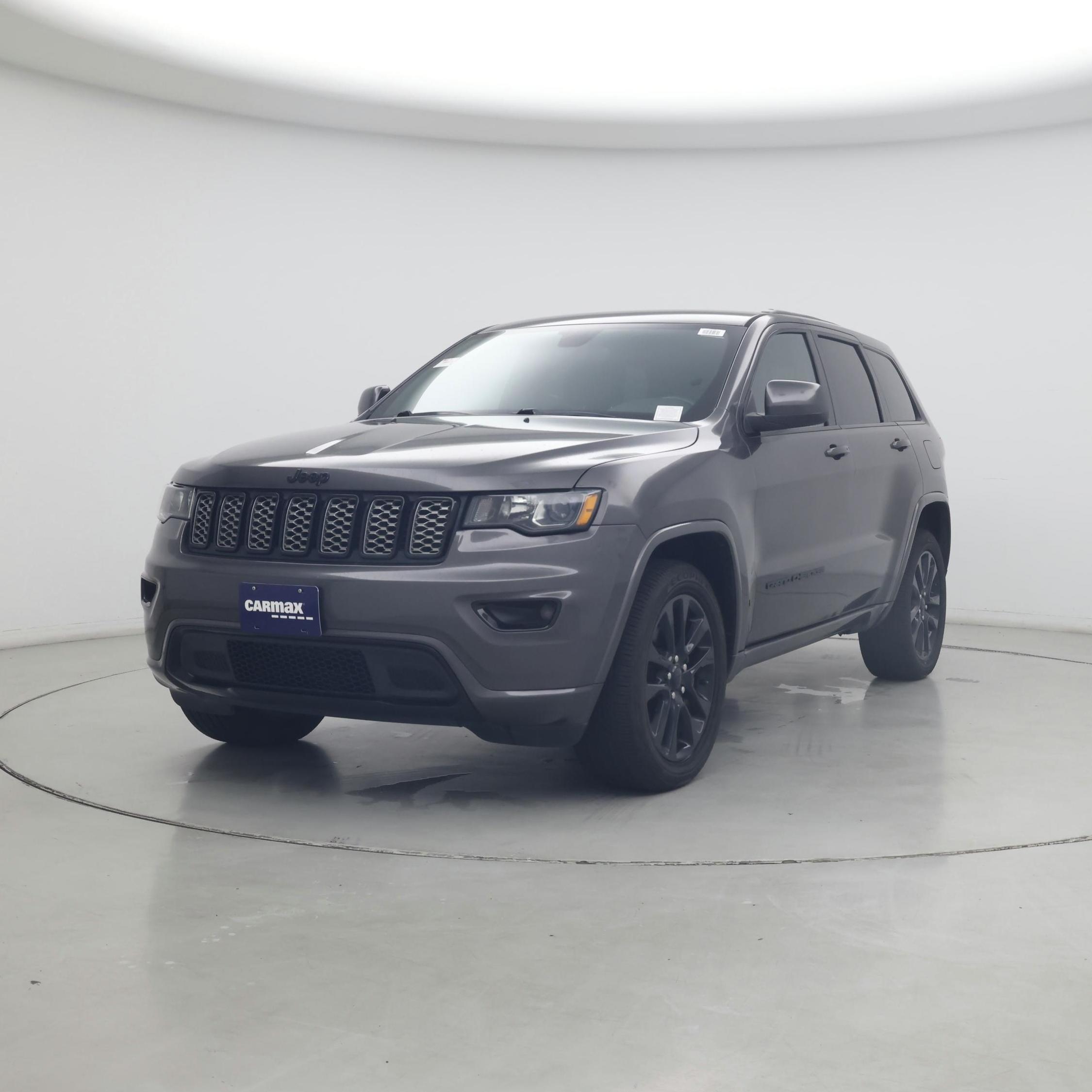 Thumbnail: 2018 Jeep Grand Cherokee - 4