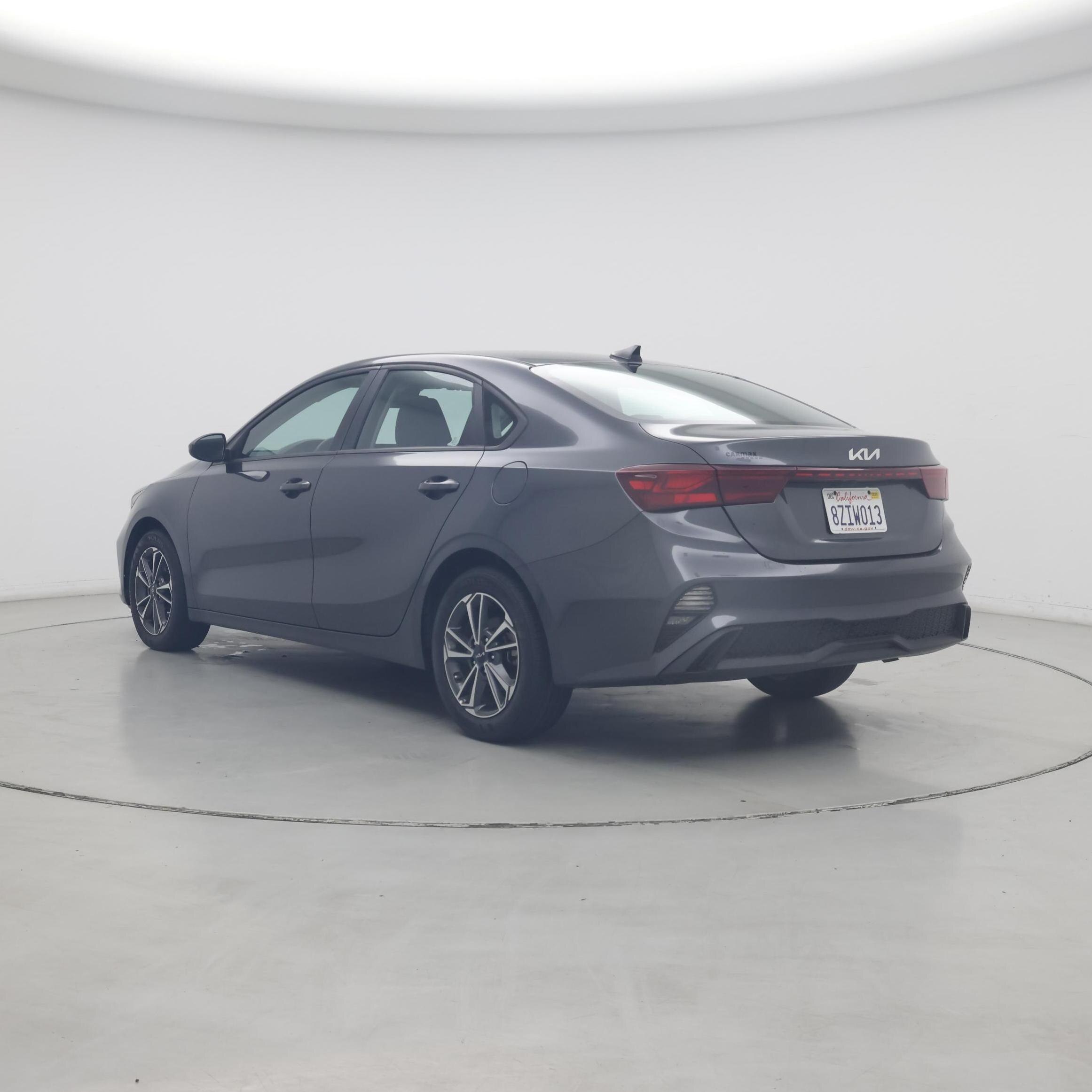 Thumbnail: 2022 Kia Forte - 2