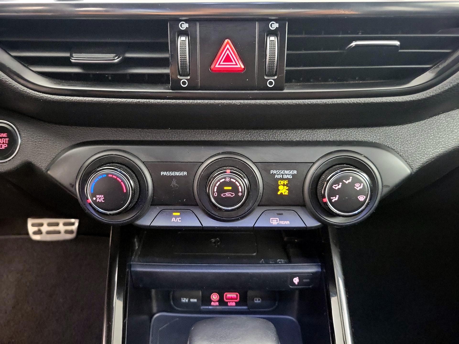 Thumbnail: 2020 Kia Forte - 16