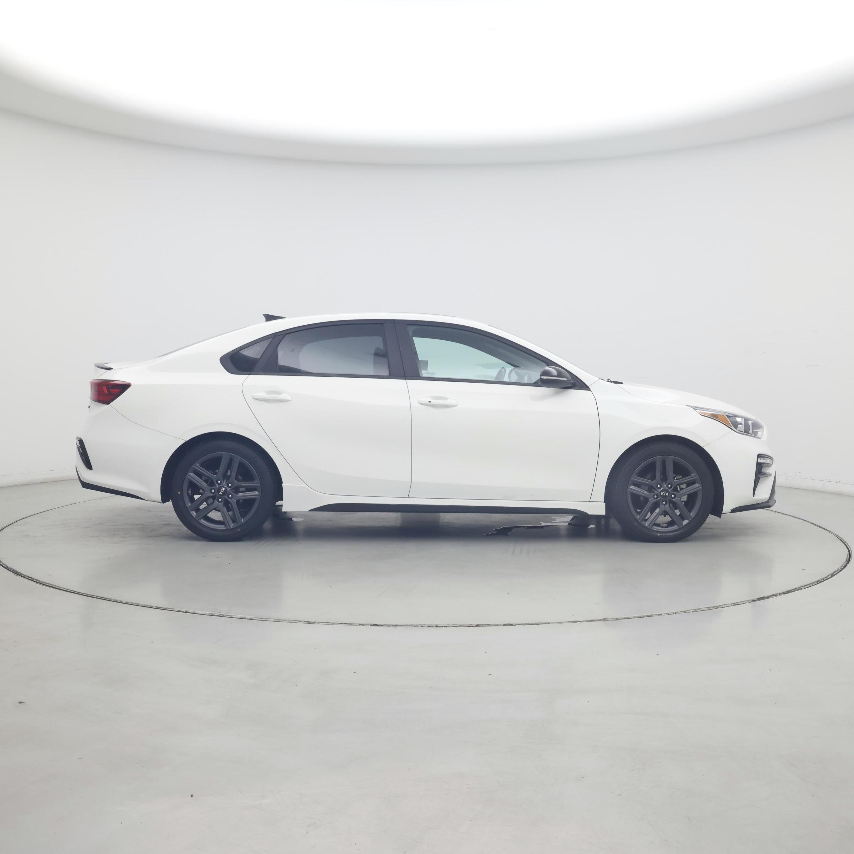 Thumbnail: 2020 Kia Forte - 7