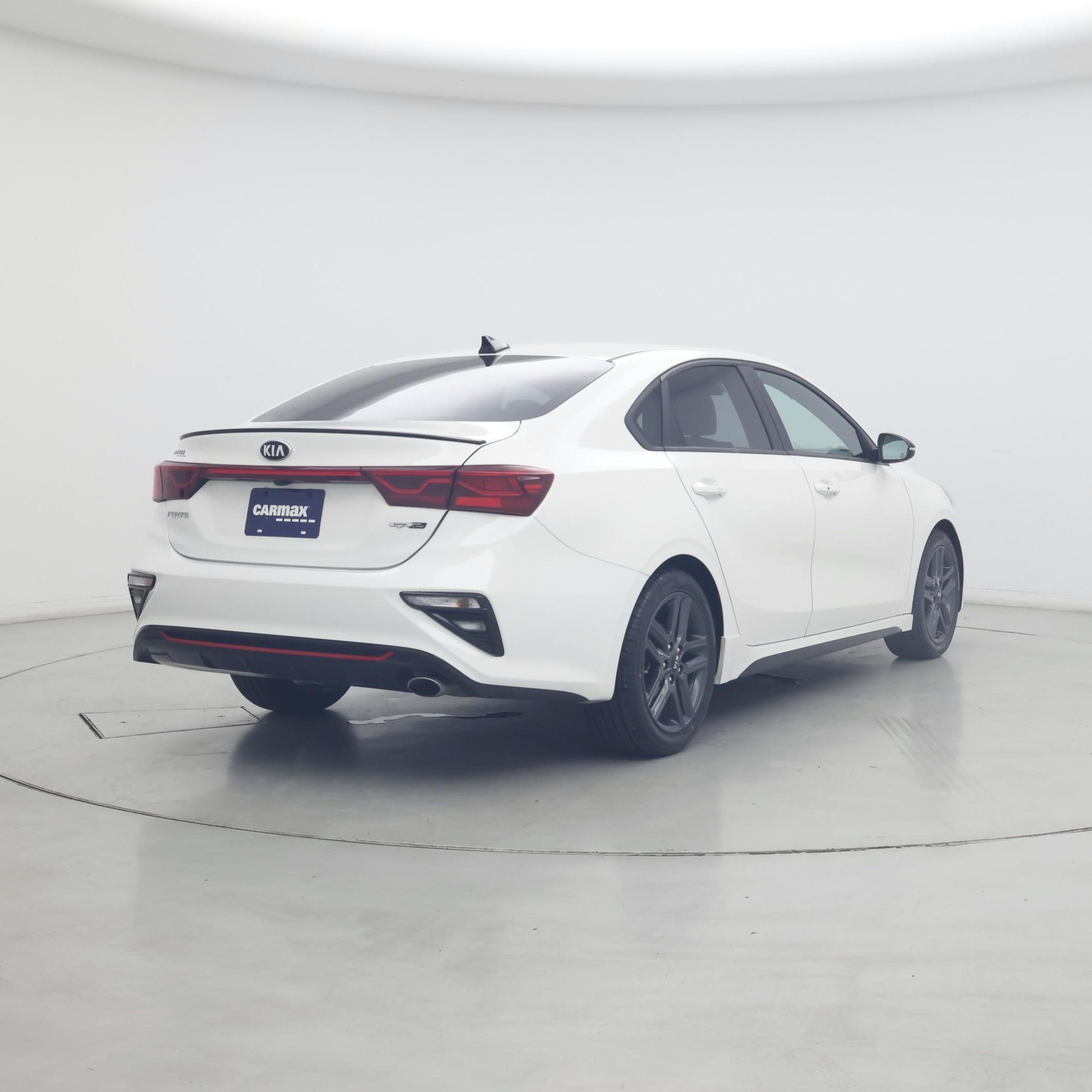 Thumbnail: 2020 Kia Forte - 8