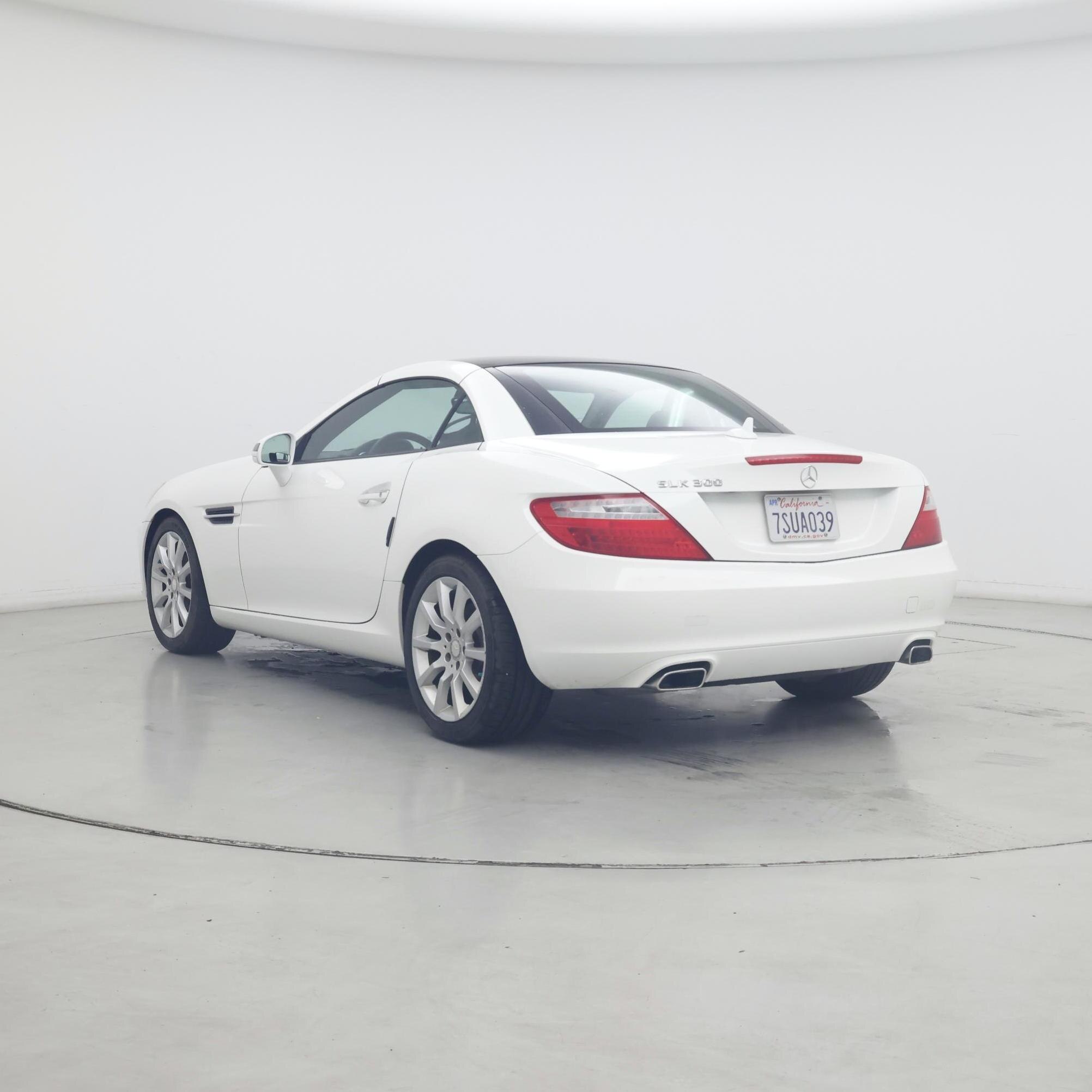 Thumbnail: 2016 Mercedes-Benz SLK - 2