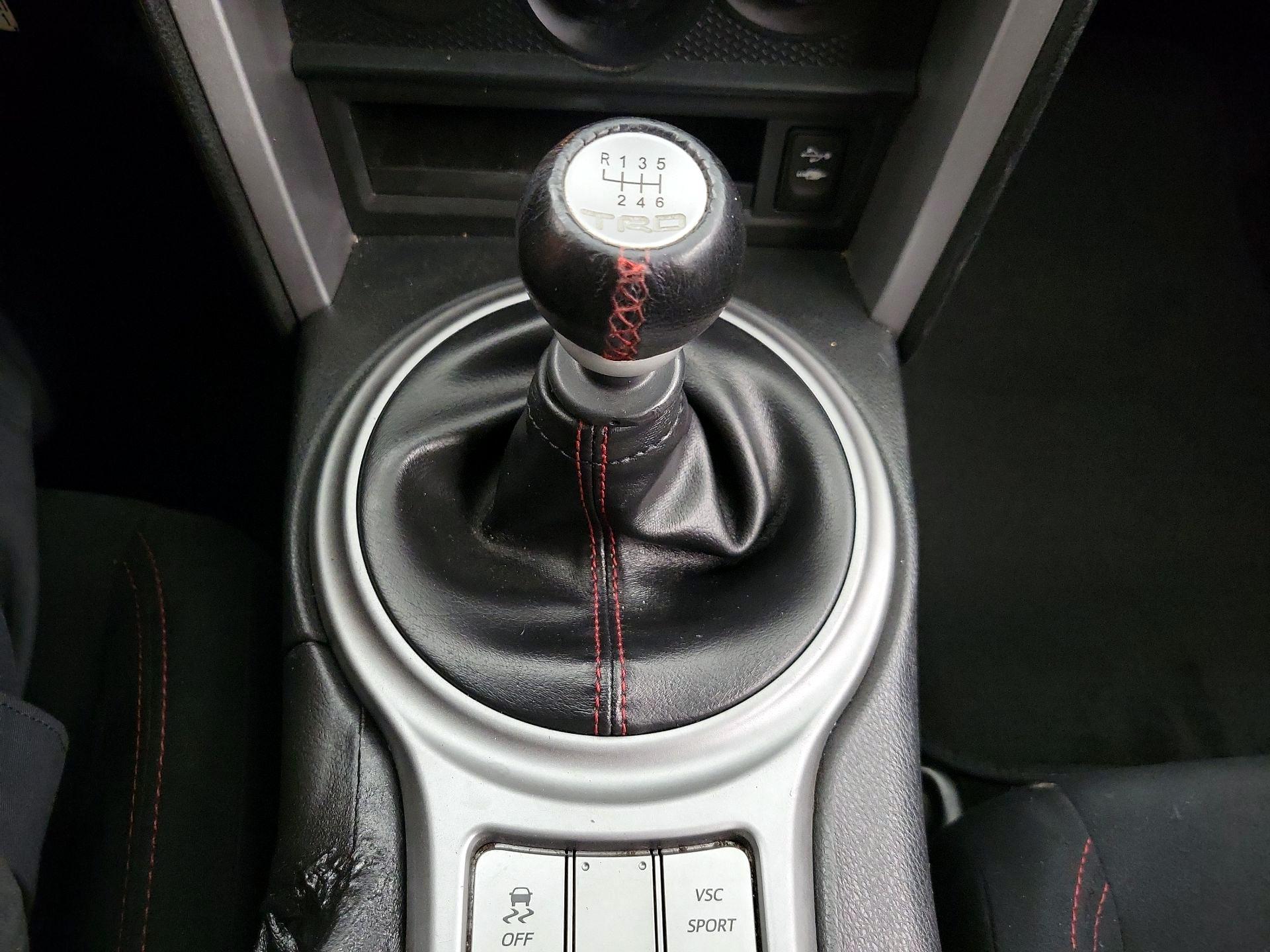 Thumbnail: 2014 Scion FR-S - 16
