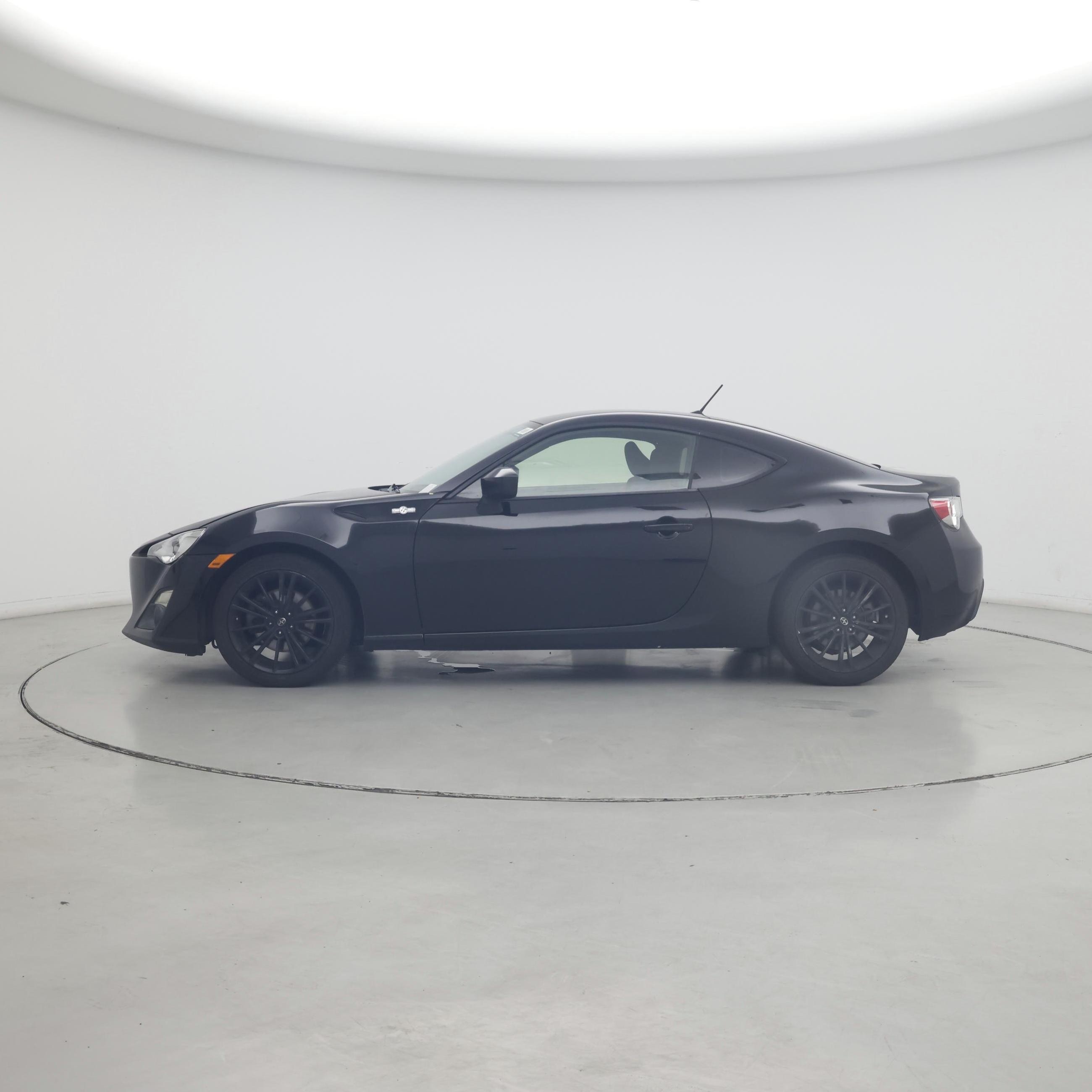 Thumbnail: 2014 Scion FR-S - 3