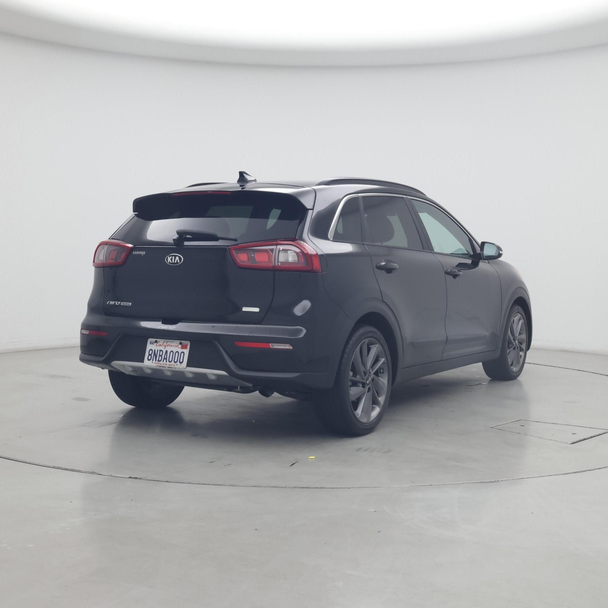 Thumbnail: 2017 Kia Niro - 8