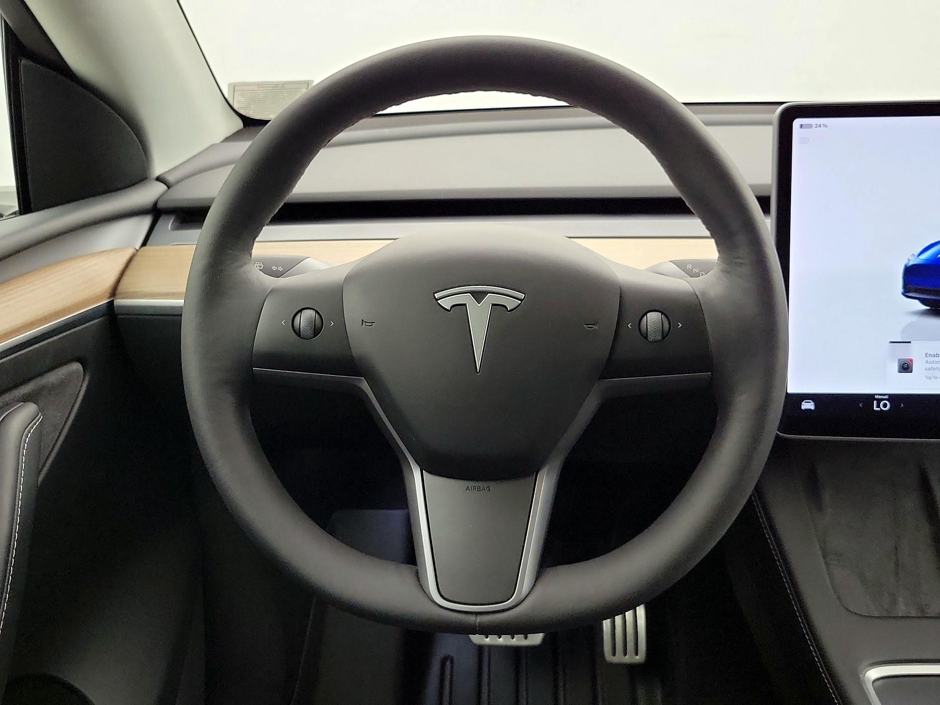 Thumbnail: 2022 Tesla Model Y - 10