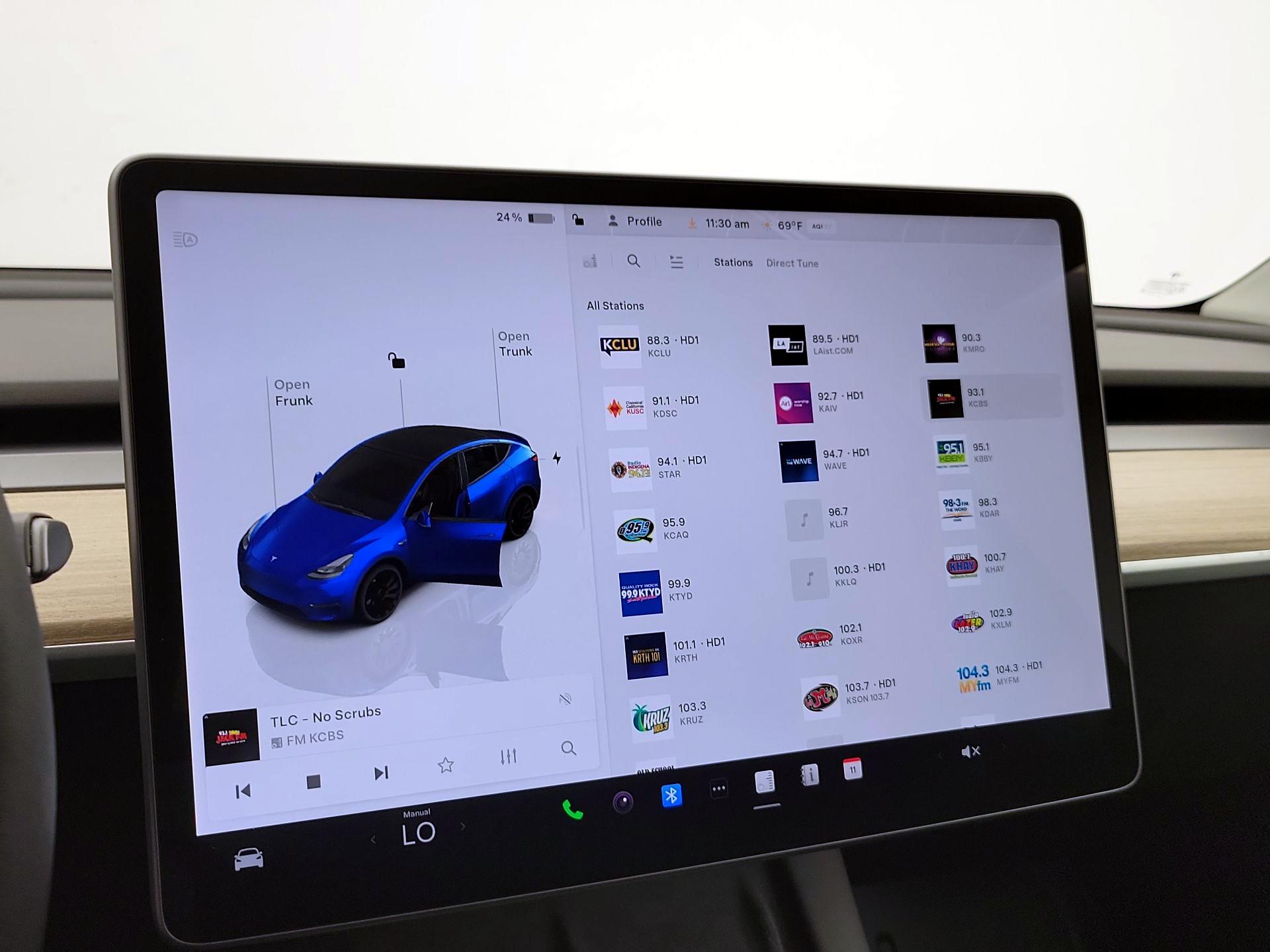 Thumbnail: 2022 Tesla Model Y - 15