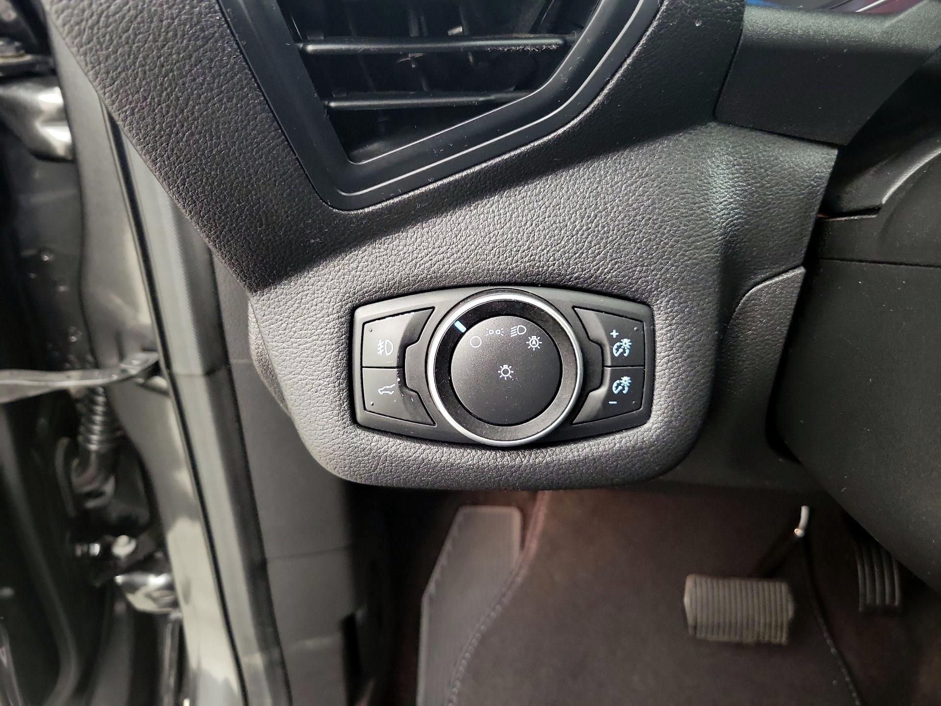 Thumbnail: 2018 Ford Escape - 13