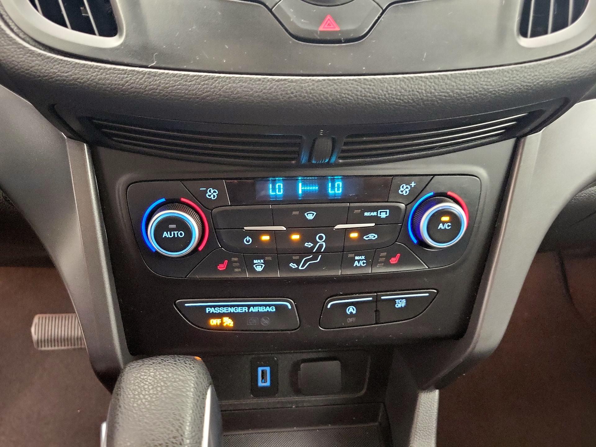 Thumbnail: 2018 Ford Escape - 16