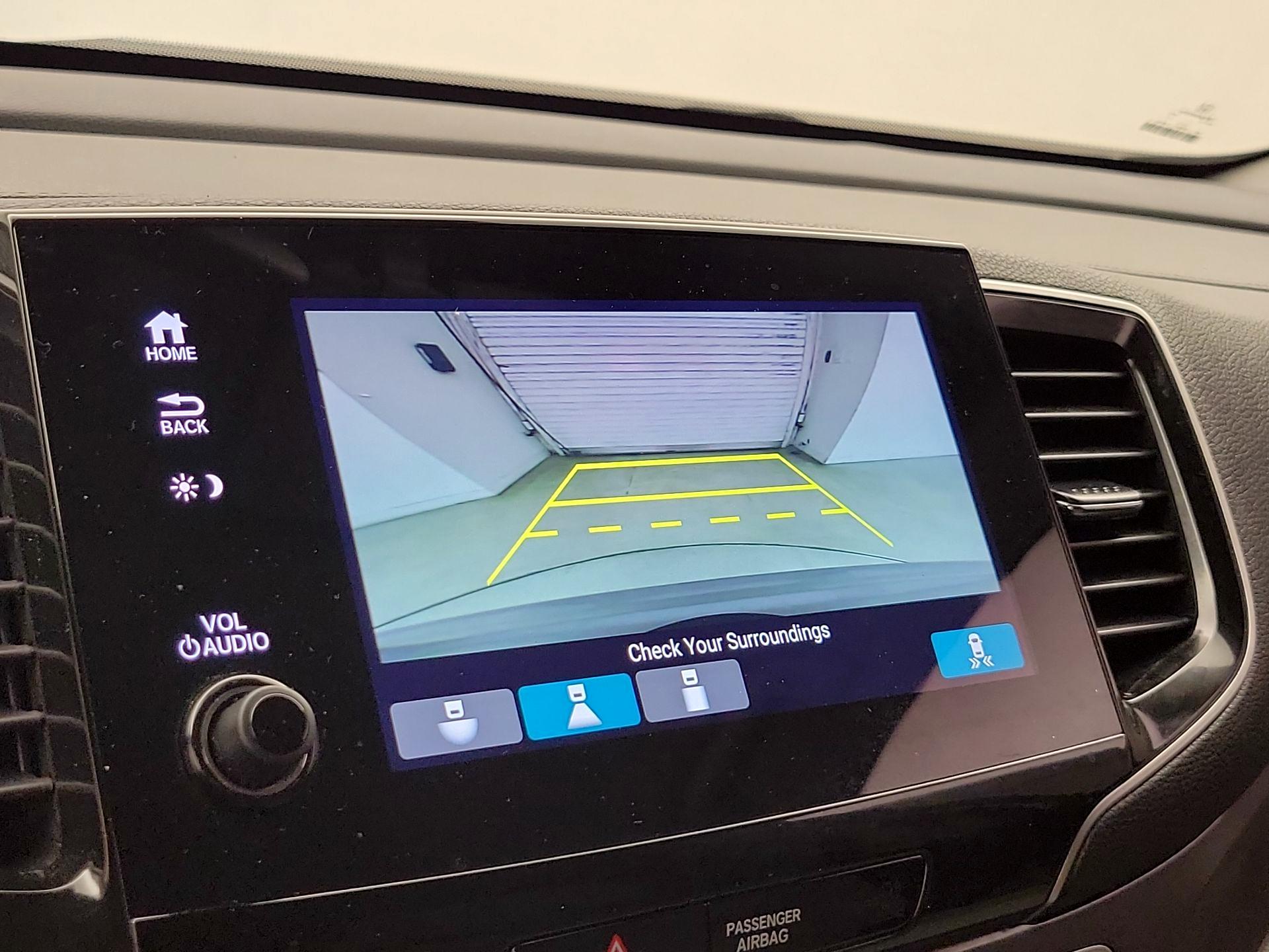Thumbnail: 2019 Honda Pilot - 14