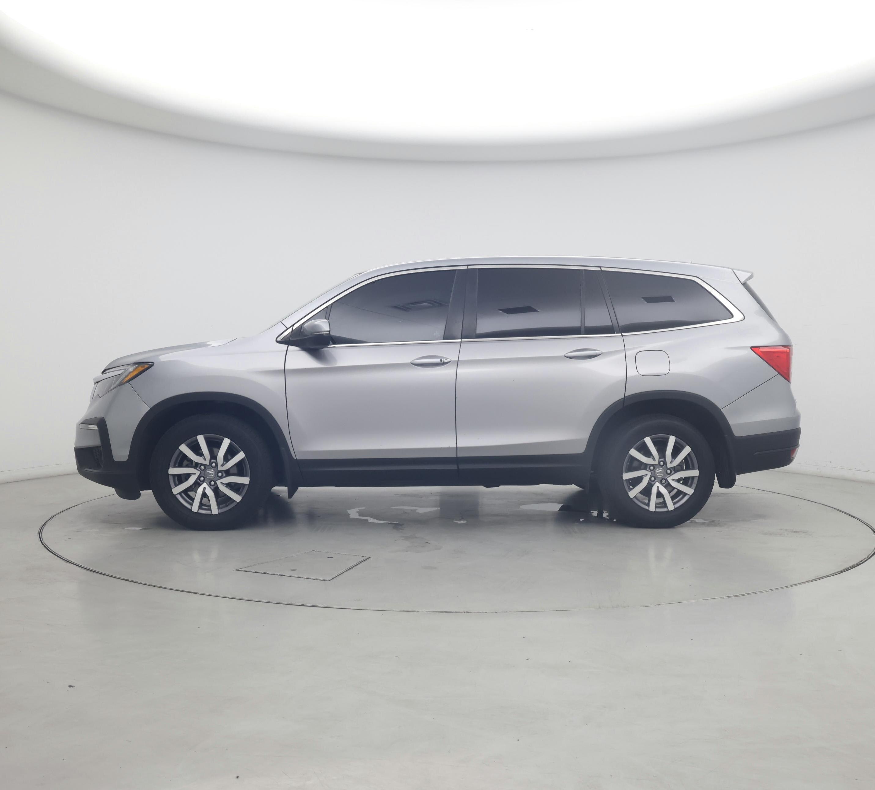 Thumbnail: 2019 Honda Pilot - 3