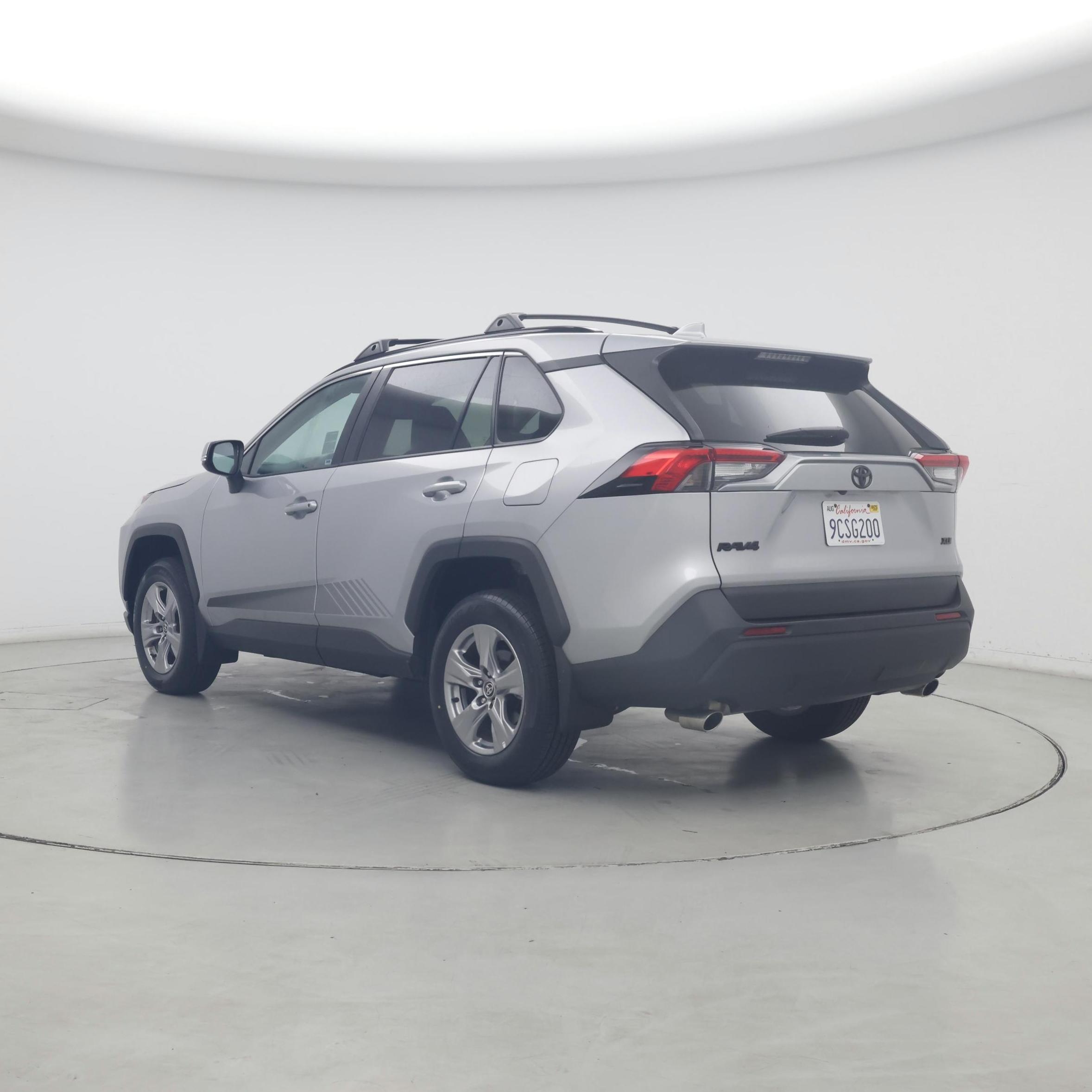 Thumbnail: 2022 Toyota RAV4 - 2