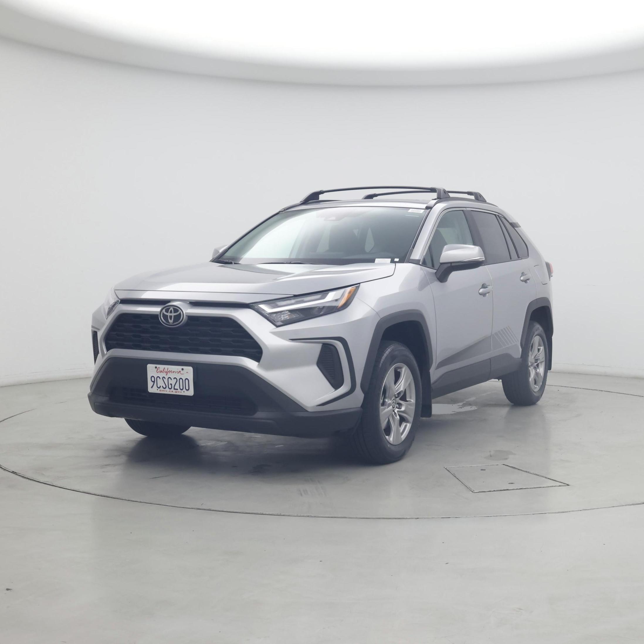 Thumbnail: 2022 Toyota RAV4 - 4