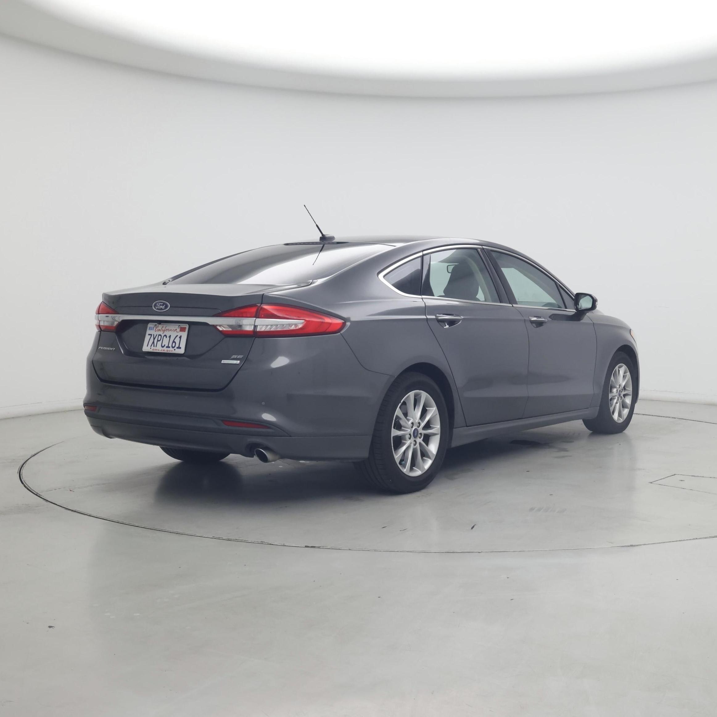 Thumbnail: 2017 Ford Fusion - 8