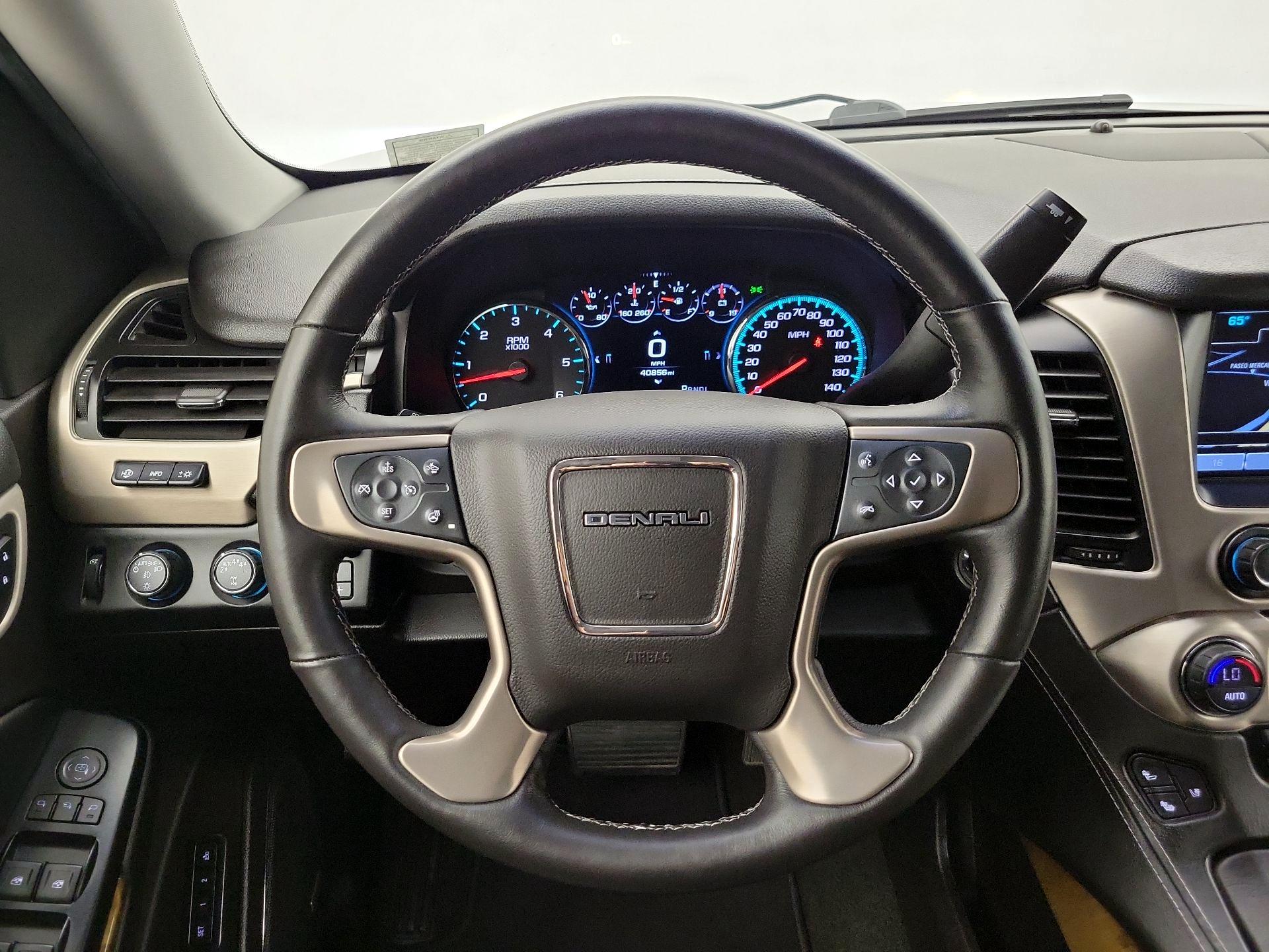 Thumbnail: 2017 GMC Yukon XL - 10