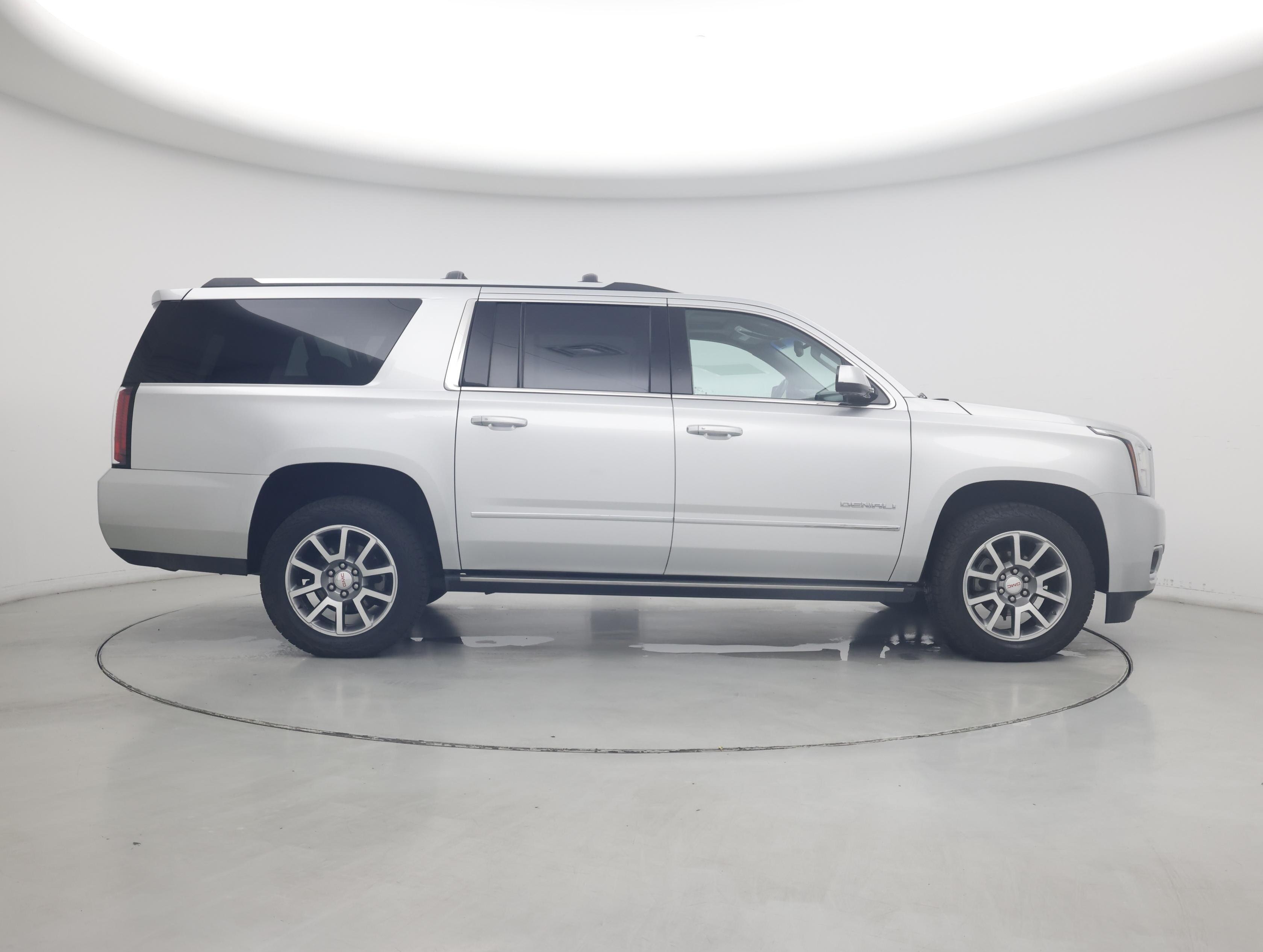 Thumbnail: 2017 GMC Yukon XL - 7