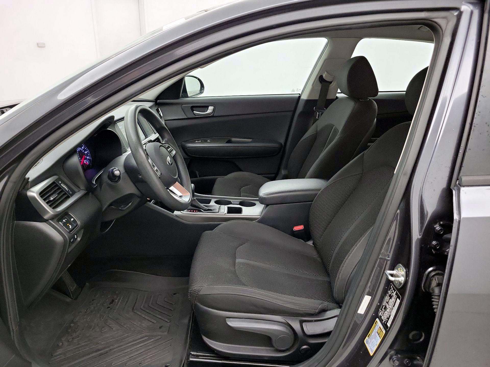 Thumbnail: 2019 Kia Optima - 11