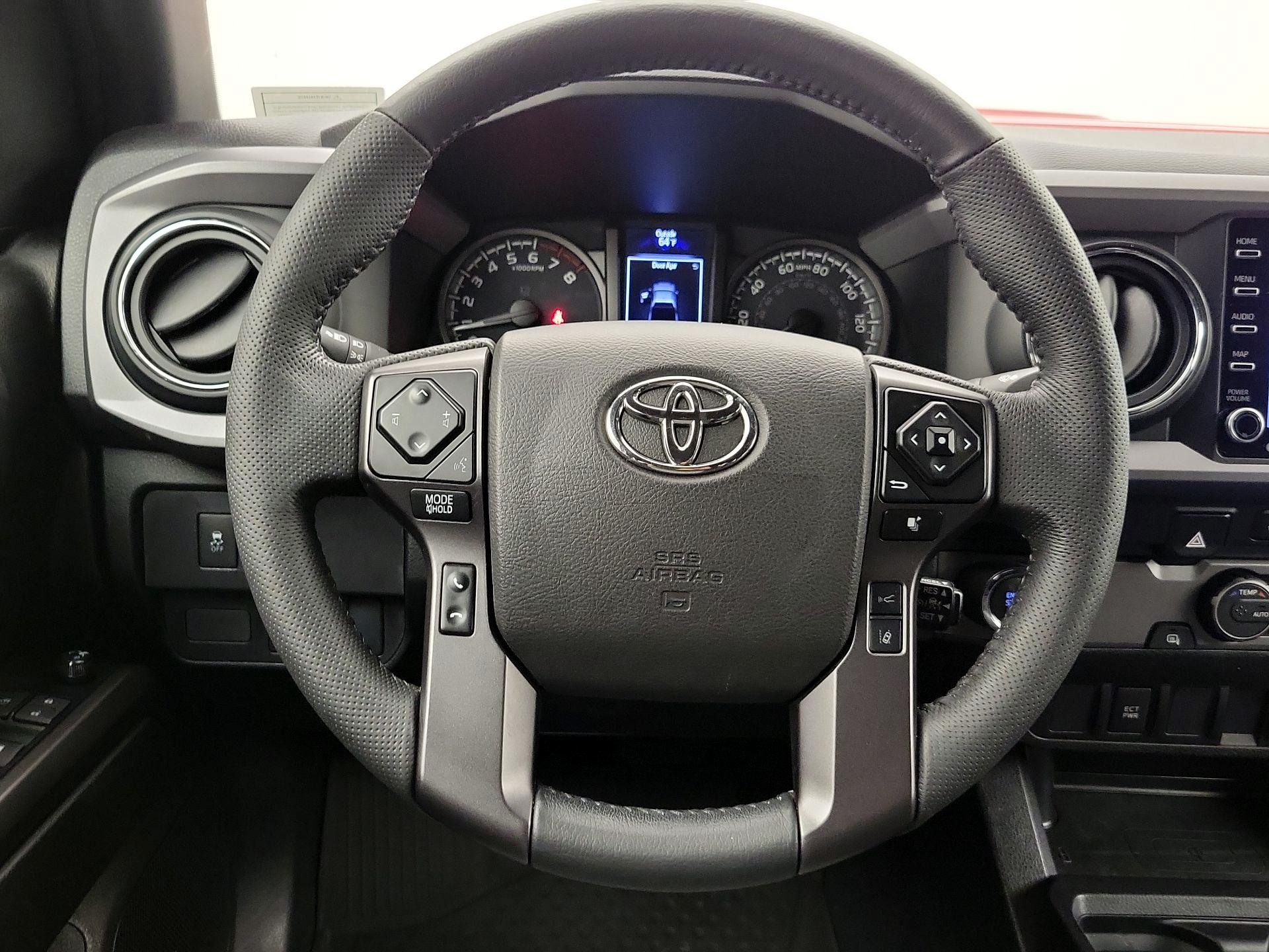 Thumbnail: 2022 Toyota Tacoma - 10