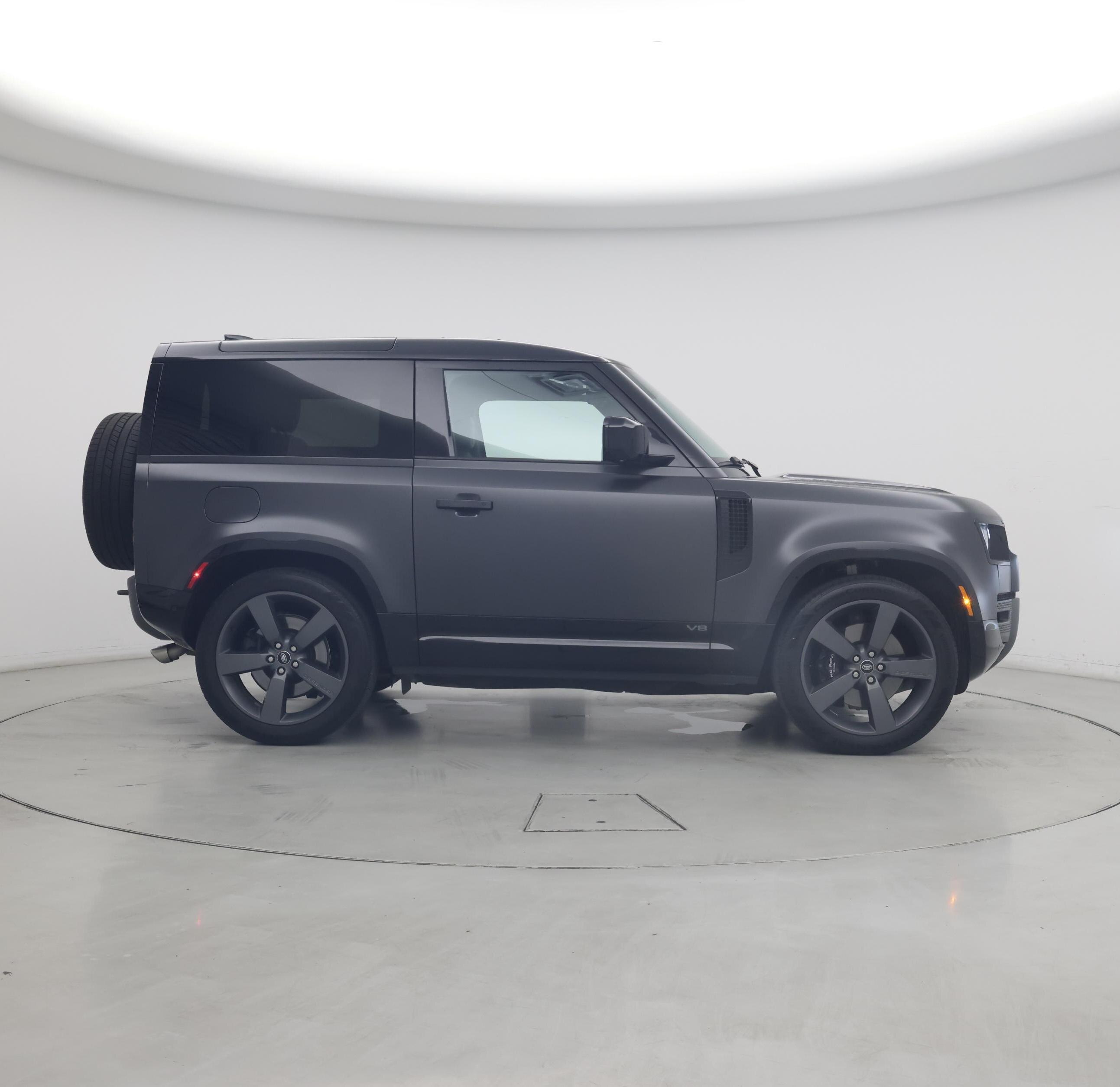 Thumbnail: 2023 Land Rover Defender - 7